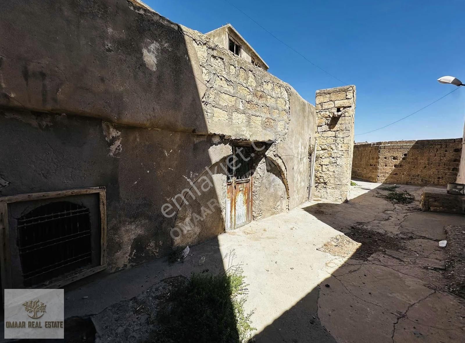 Tarihi Kent Mardinde Komple Taş 13 Odalı Konak - Görsel 19