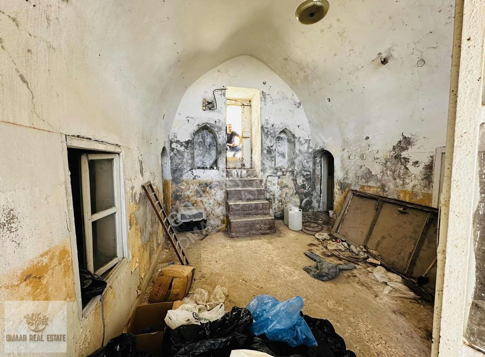 Tarihi Kent Mardinde Komple Taş 13 Odalı Konak - Görsel 9