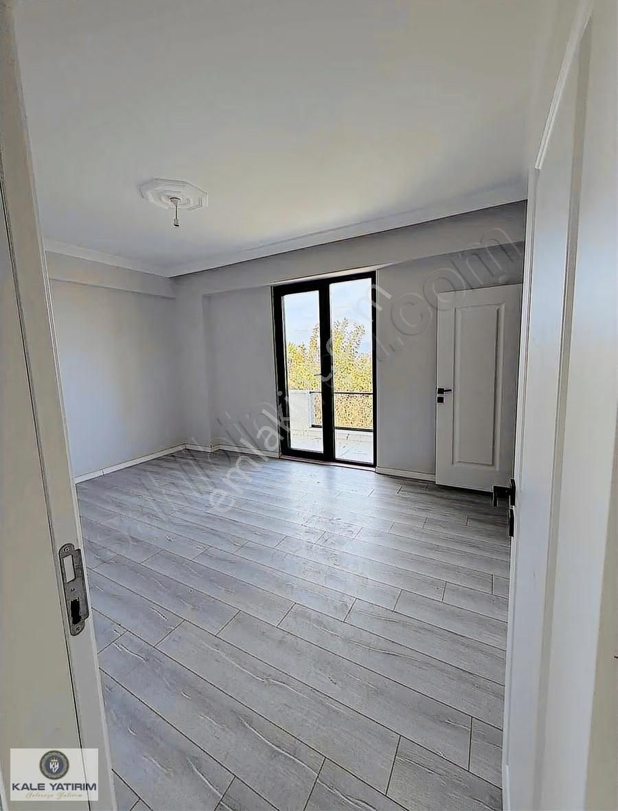 Kale'den Çiftlikköy Bayraktepede Lüx 3+1 135m2 Kiralik Daire - Görsel 19