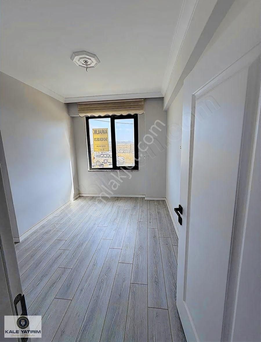 Kale'den Çiftlikköy Bayraktepede Lüx 3+1 135m2 Kiralik Daire - Görsel 2