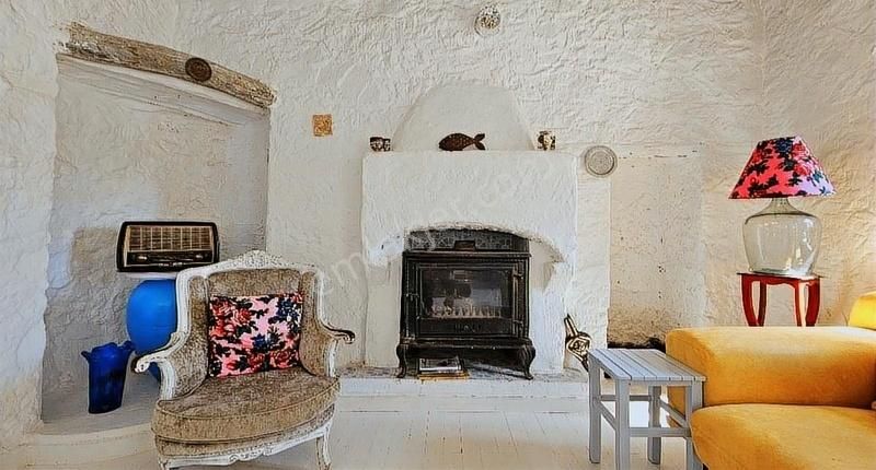 Bodrum Gümüşlükte Satılık Tam Müstakil Orjinal Eşsiz Taş Ev - Görsel 4