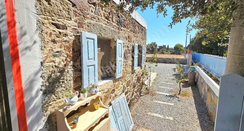 Bodrum Gümüşlükte Satılık Tam Müstakil Orjinal Eşsiz Taş Ev - Görsel 10