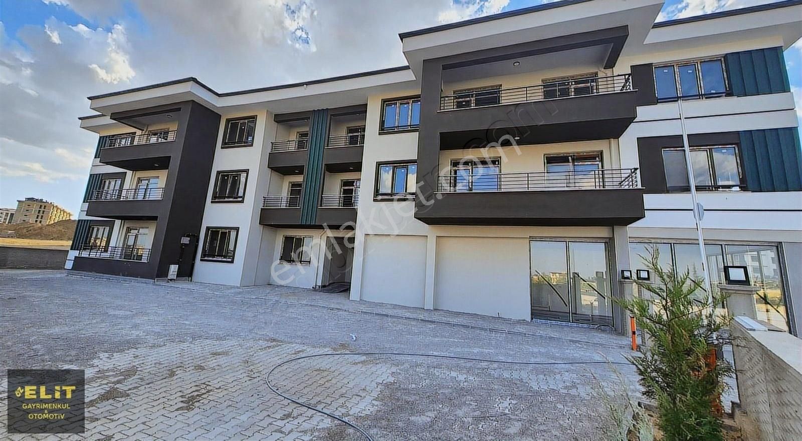 Öz Elit Den Selahaddi Eyyubi Mah. Kahramanlar Cad Satılık 3+1 - Görsel 23