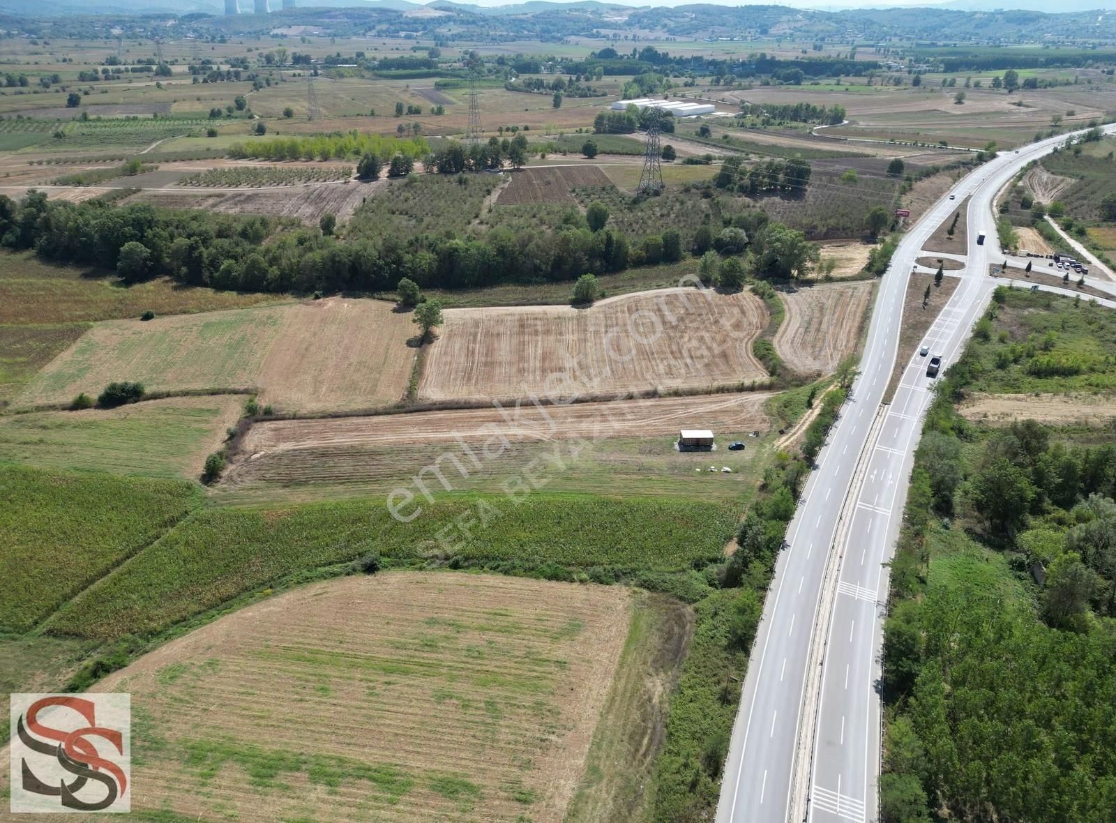 Adapazarı Karadere Mah. Yatırımlık Süper Konumda 2,332 M² Tarla - Görsel 22