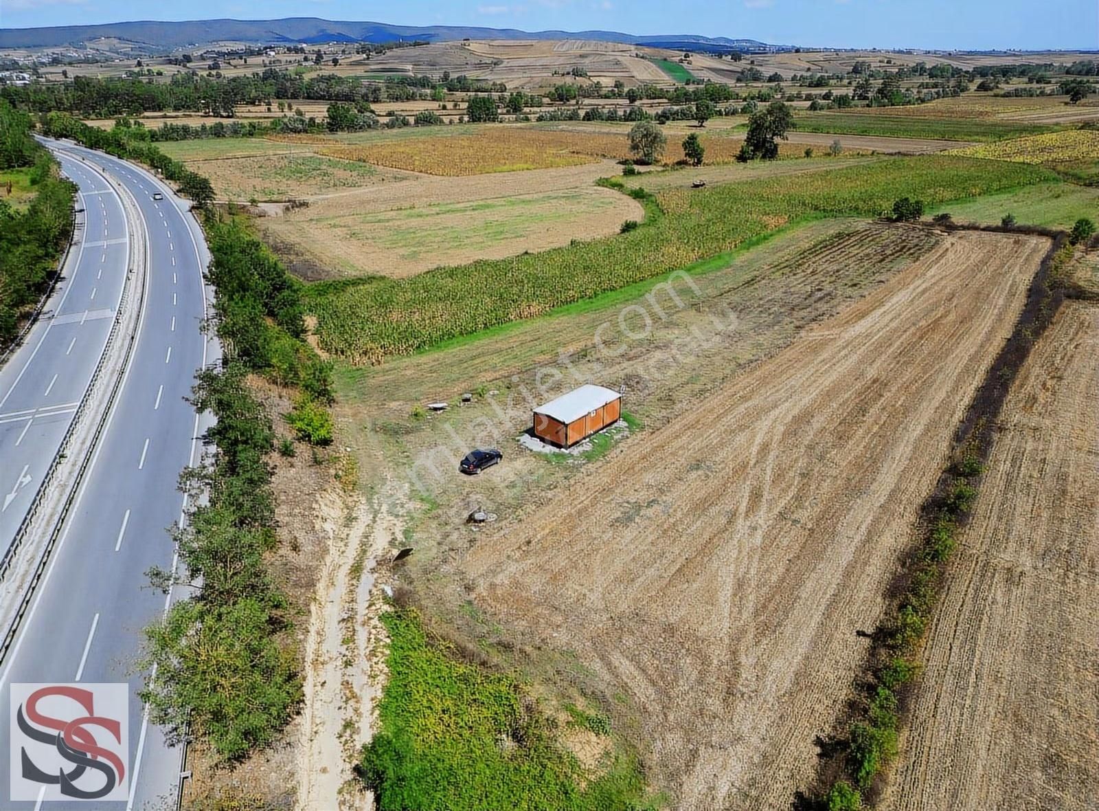 Adapazarı Karadere Mah. Yatırımlık Süper Konumda 2,332 M² Tarla - Görsel 10