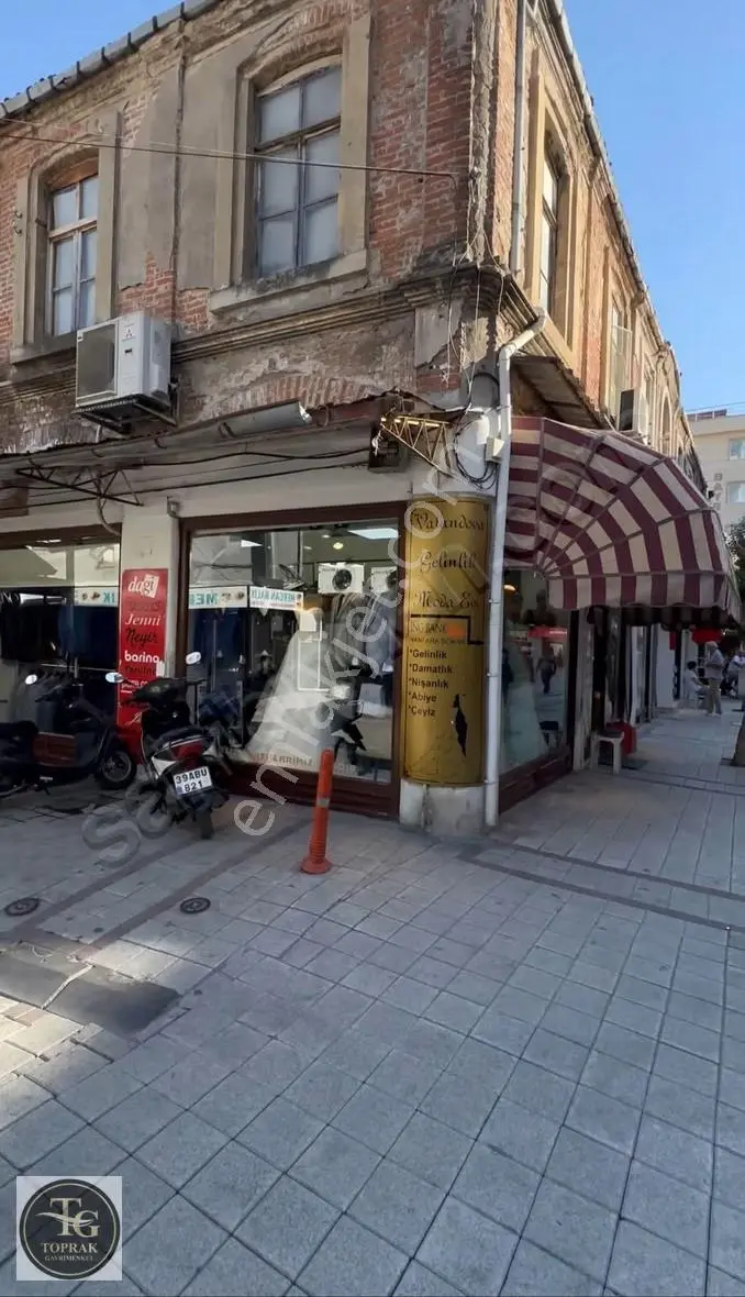 Karakaş Mahallesi Cumhuriyet Caddesi Devren Kiralık 165m2 Dükkan - Görsel 4