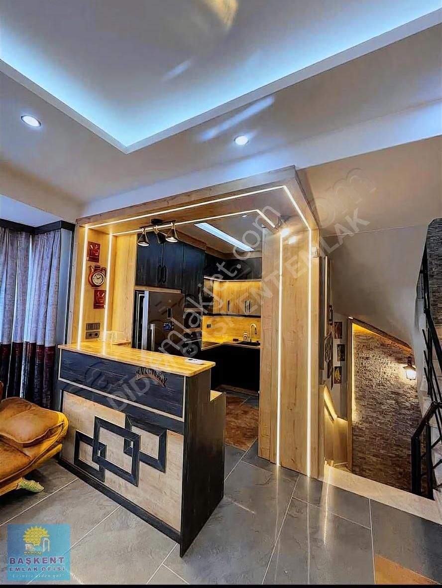 Didim Hisar'da Havuzlu Sitede Köşe Başı, Sıfır Eşyalı 3+1 Villa - Görsel 4