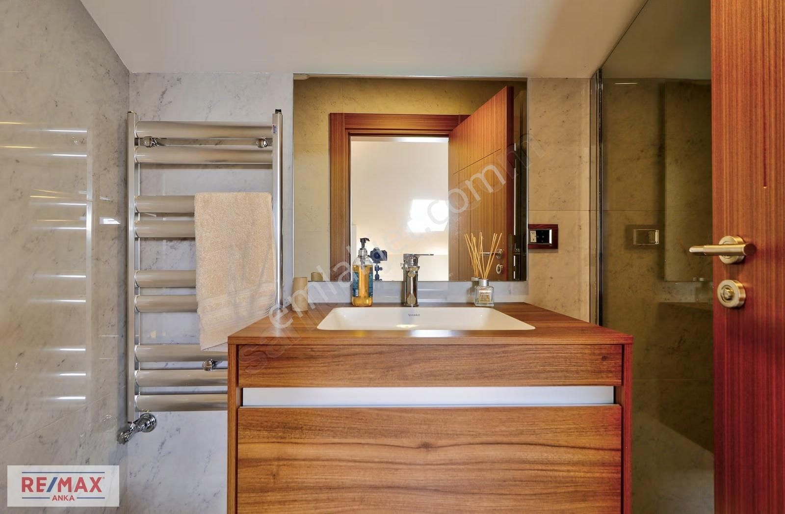 Remax Anka 'dan Balibey Harmankaya Satılık Denize Sıfır Villa - Görsel 2