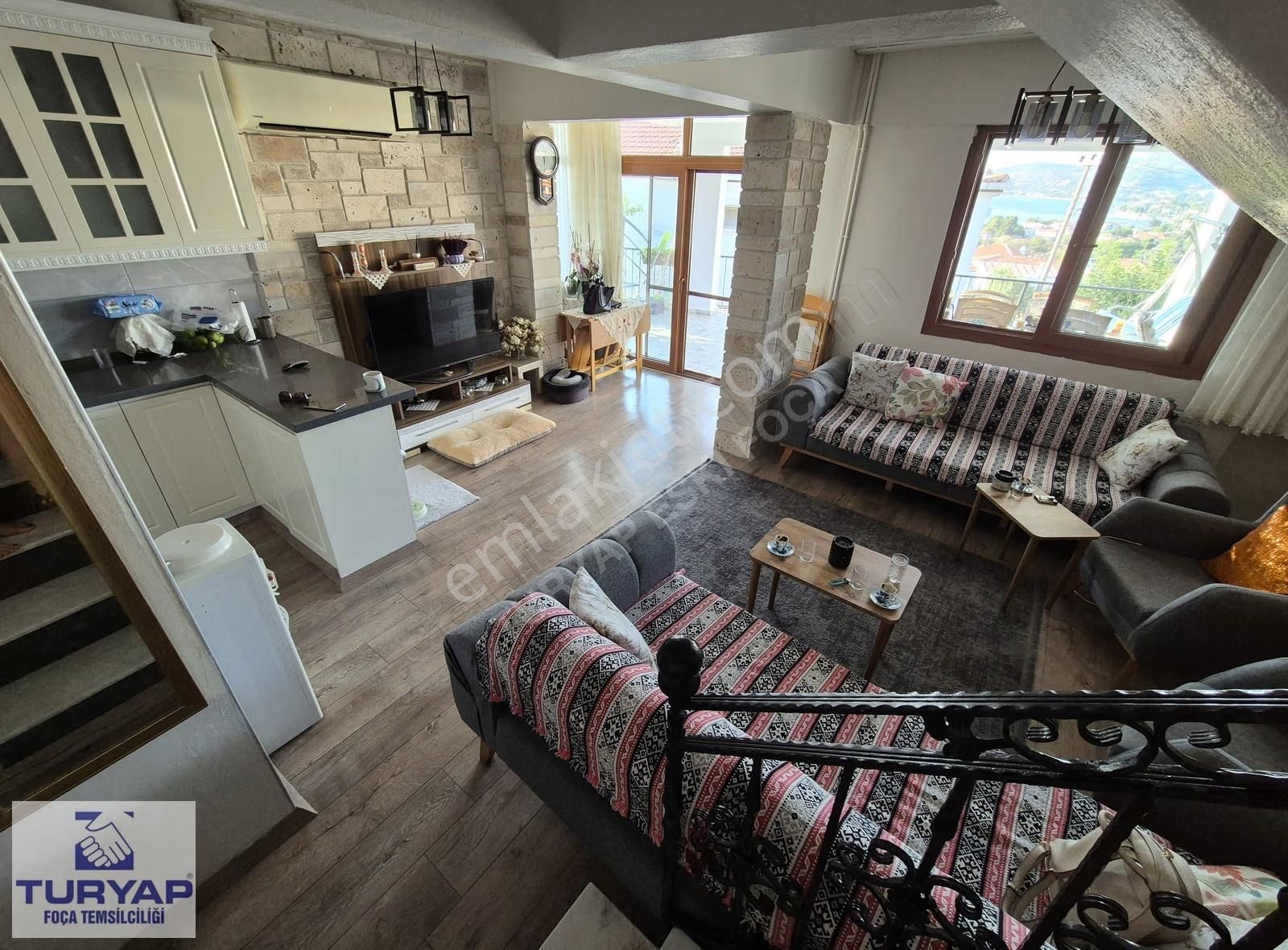 Turyap Foça 'dan Satılık Eskifoça Merkezde Deniz Manzaralı Villa - Görsel 26