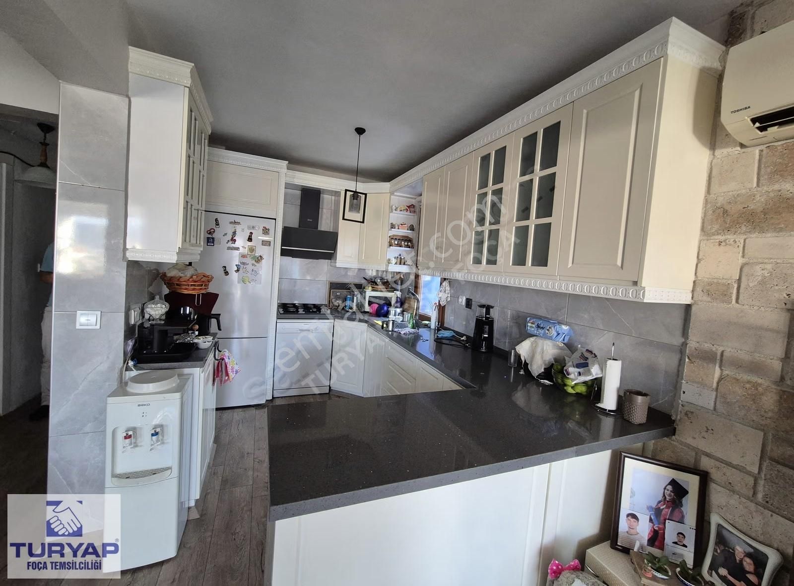 Turyap Foça 'dan Satılık Eskifoça Merkezde Deniz Manzaralı Villa - Görsel 30