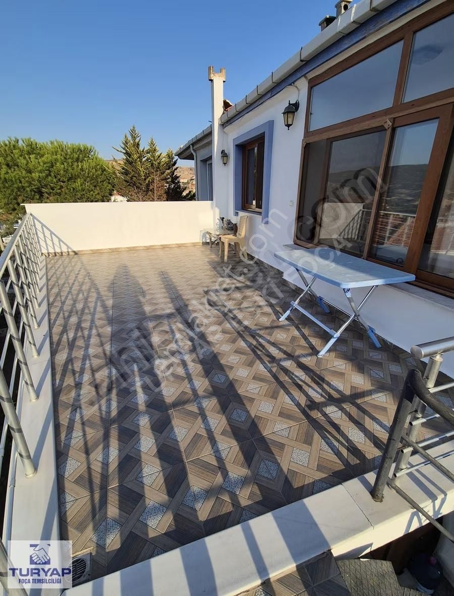 Turyap Foça 'dan Satılık Eskifoça Merkezde Deniz Manzaralı Villa - Görsel 12