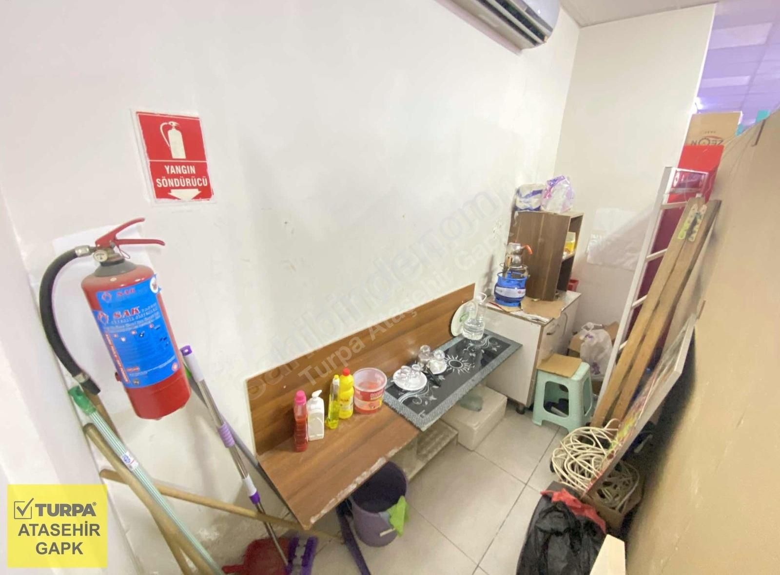 Çiğli Küçükçiğli'de 230m² Market - Görsel 3