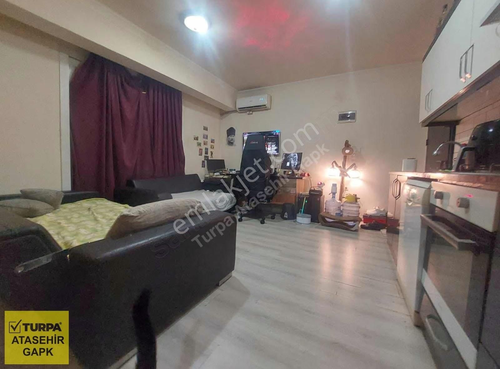 İzmir Çigli Ugur Mumcu Mahalle'sinde 1+1 Satılık Daire - Görsel 4