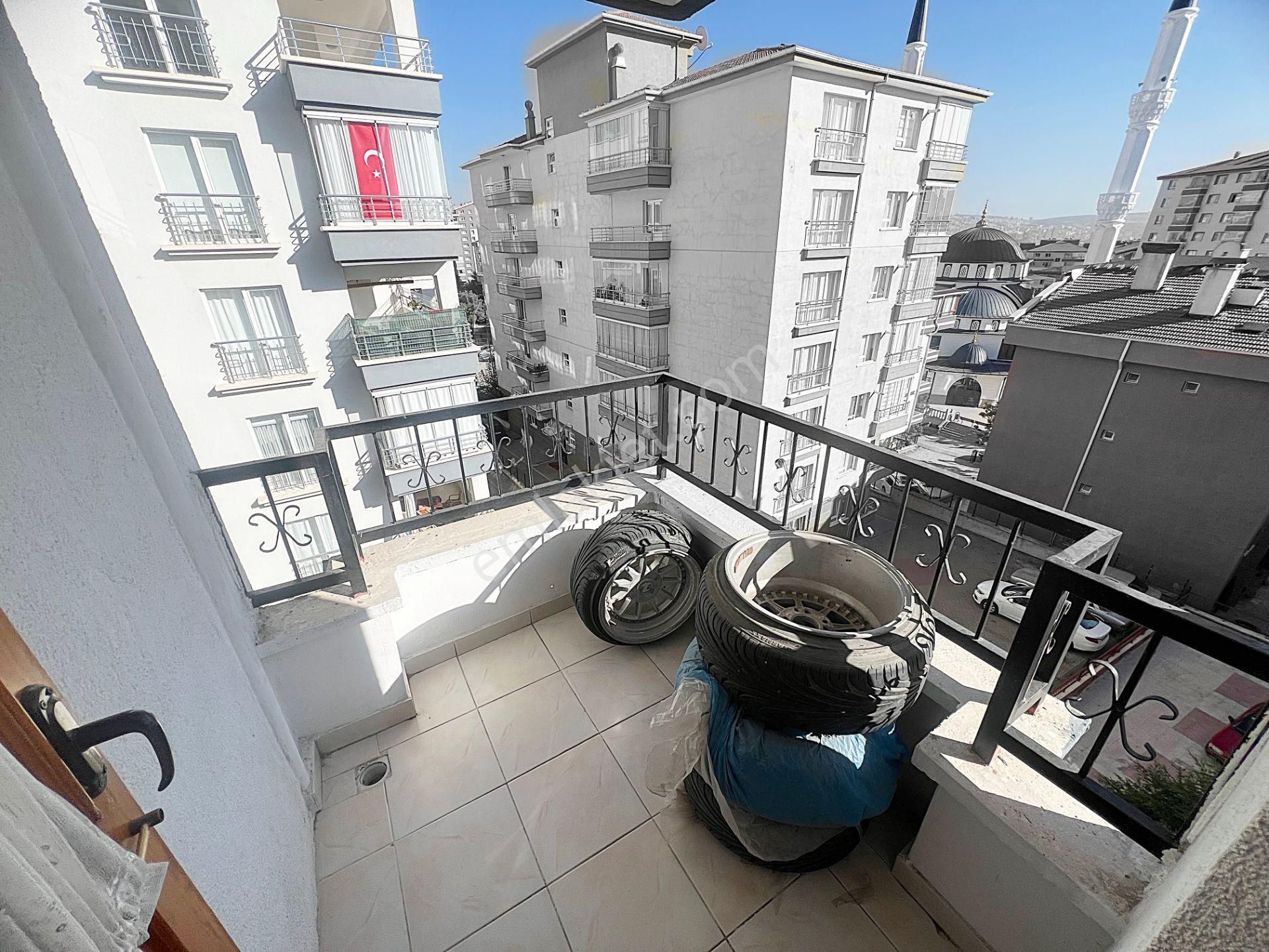 Barıştepede Demirdağ Ve Erol Kaya Cad Yakını Lambiri Teraslı Ful Yapılı 4+1 Dubleks - Görsel 12