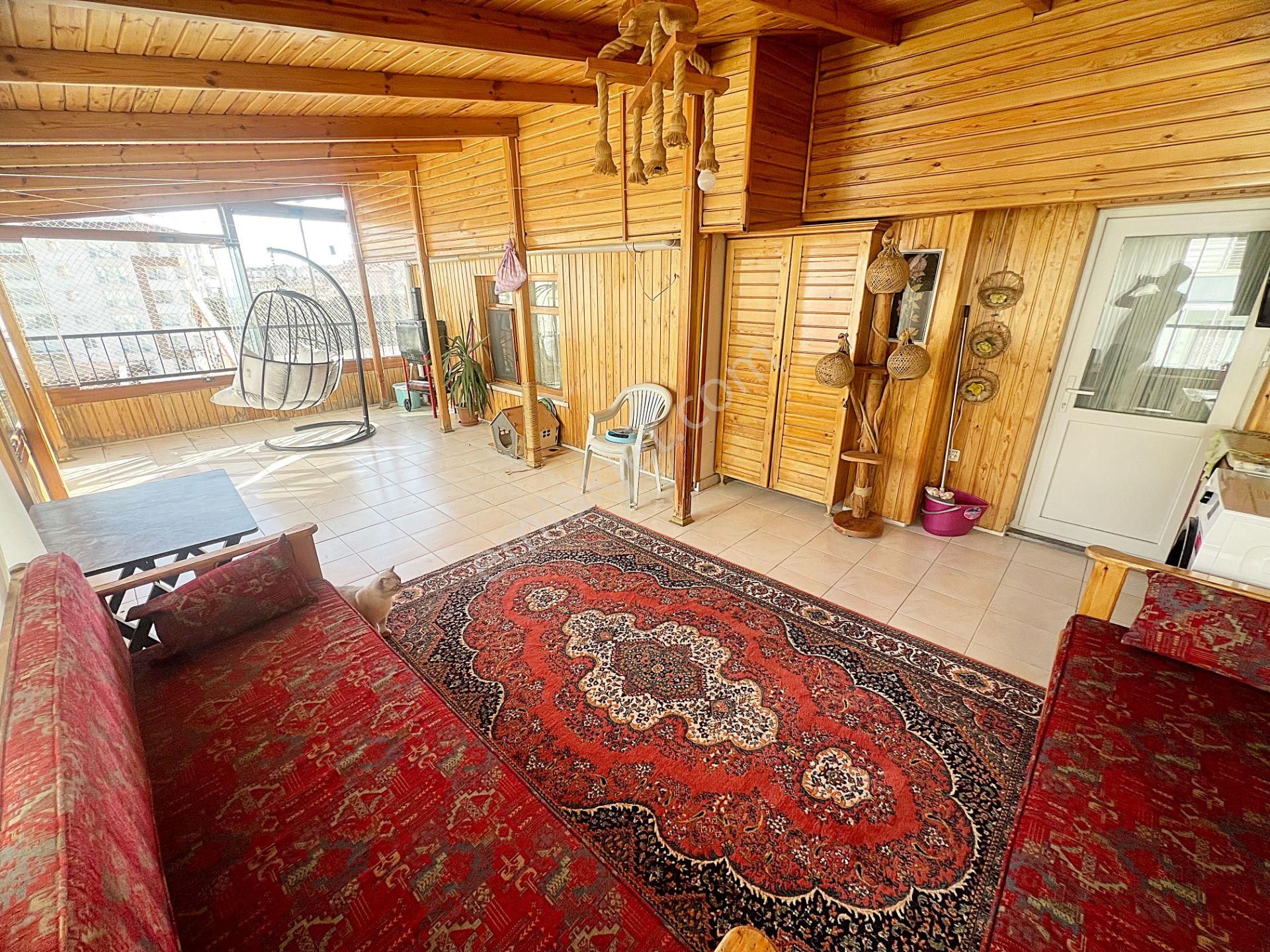 Barıştepede Demirdağ Ve Erol Kaya Cad Yakını Lambiri Teraslı Ful Yapılı 4+1 Dubleks