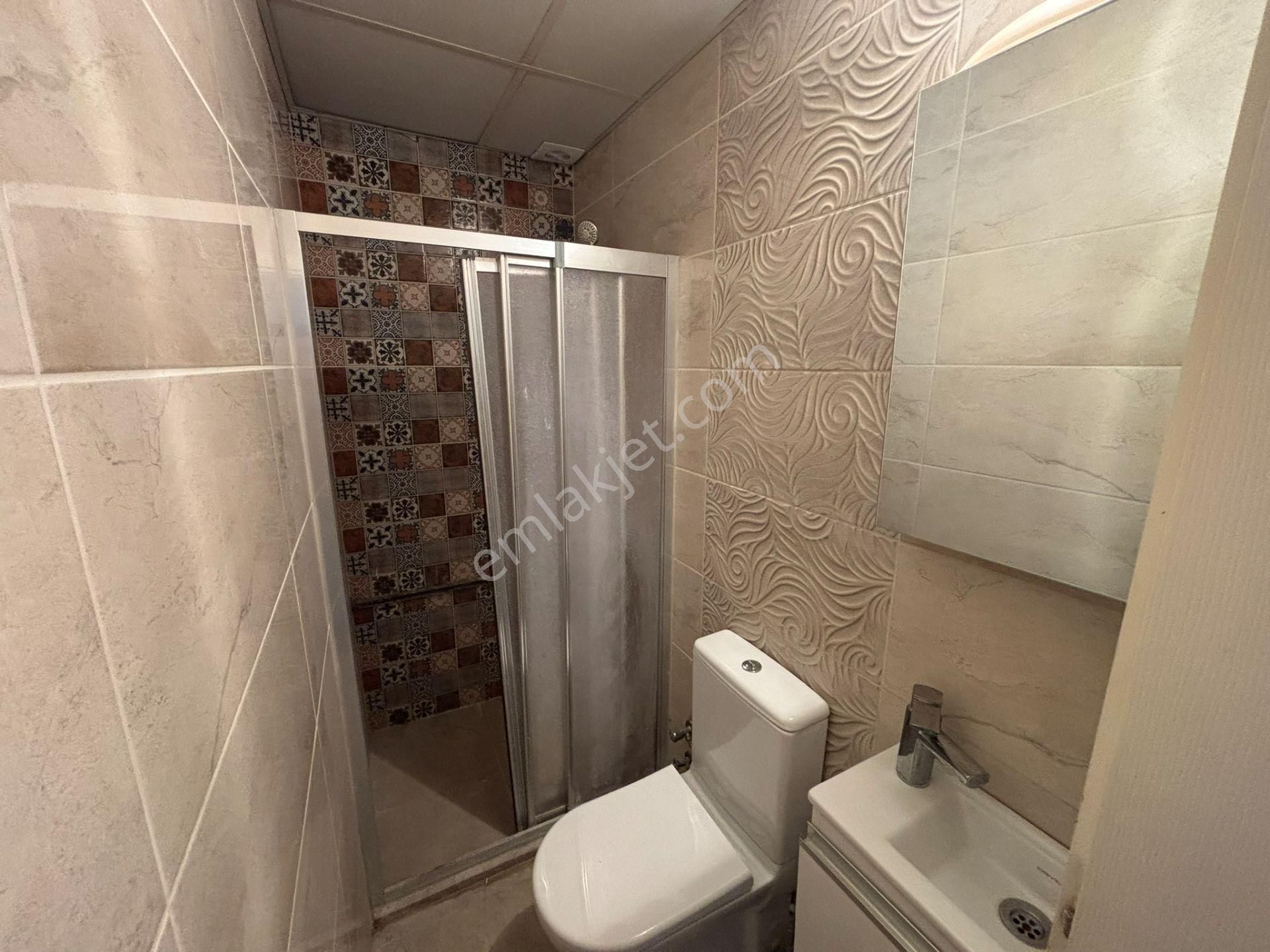 Çandarlı Merkezde 1+1 55 Daire - Görsel 2