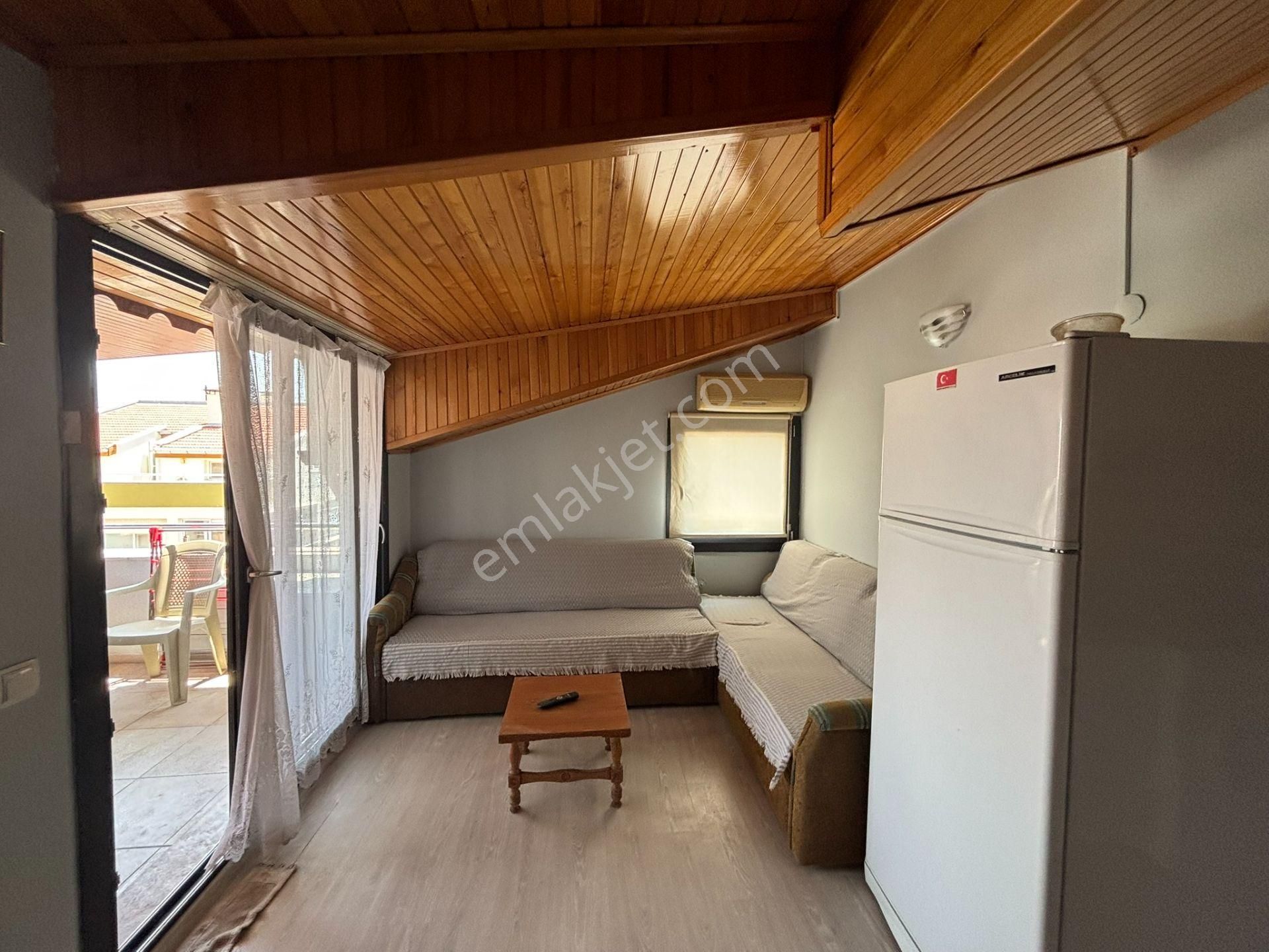 Çandarlı Merkezde 1+1 55 Daire - Görsel 8