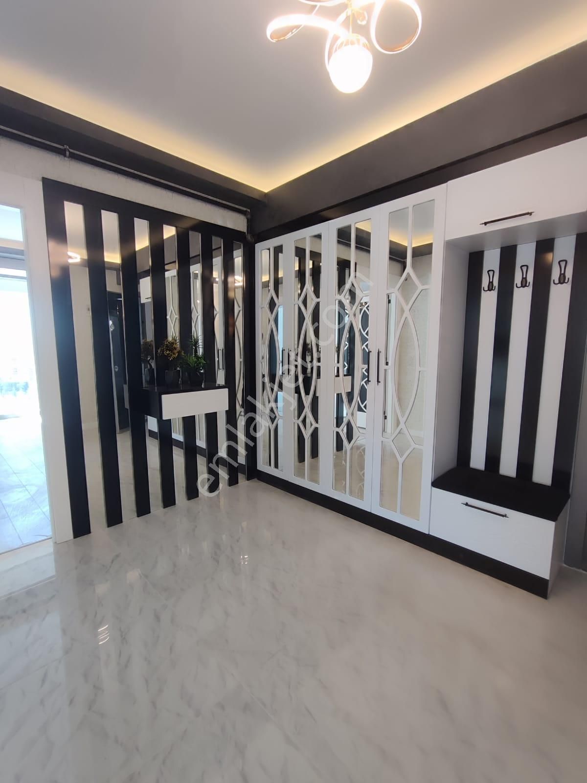 //bilici Gayrimenkul'den// İsçilik Harikası Merkezi Konumda 3+1 Konut - Görsel 4