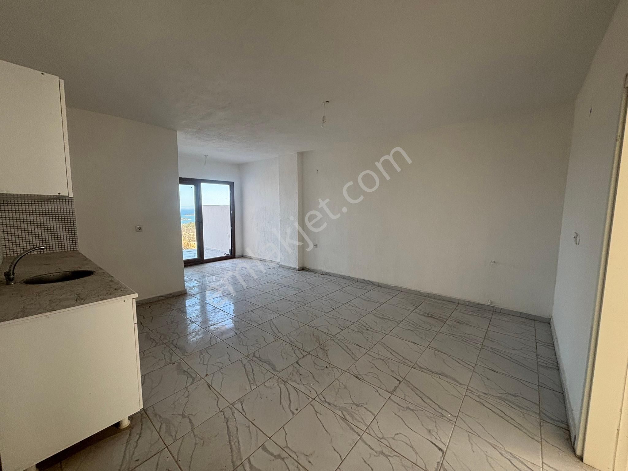 Dikili Bademli'de Adalar Manzaralı 3+1 Daire - Görsel 17