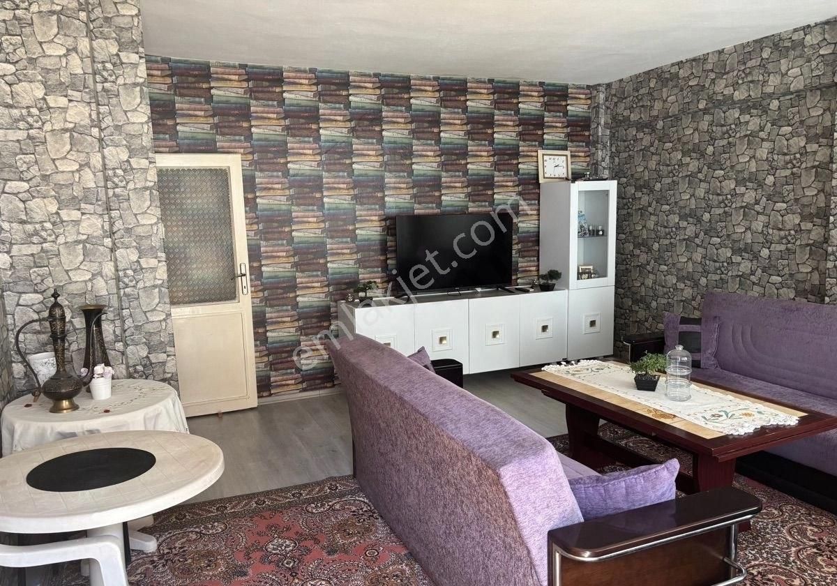 Balçova Sakarya Cad. Üzeri Arakat 2+1 Daire - Görsel 11