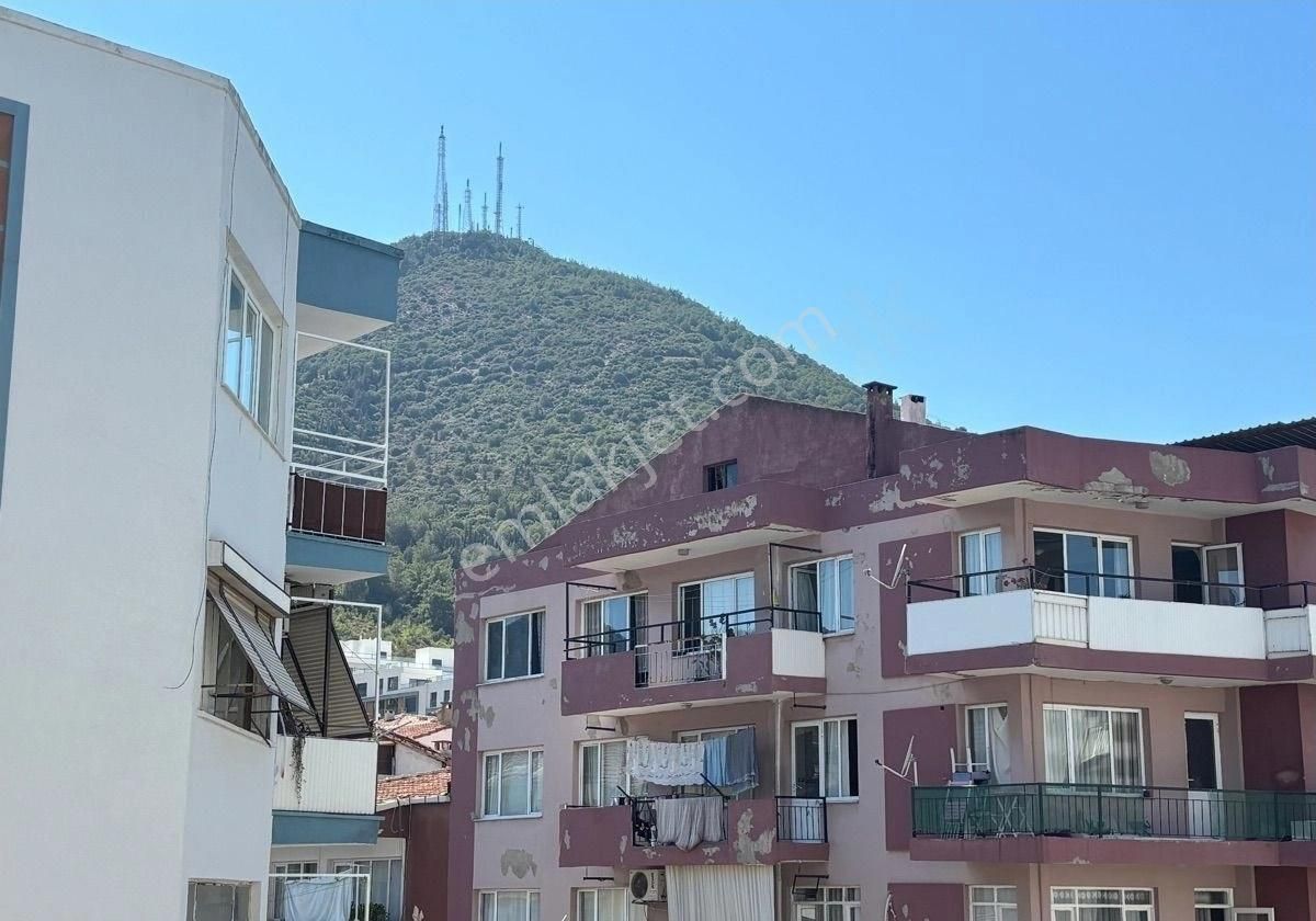 Balçova Sakarya Cad. Üzeri Arakat 2+1 Daire - Görsel 12