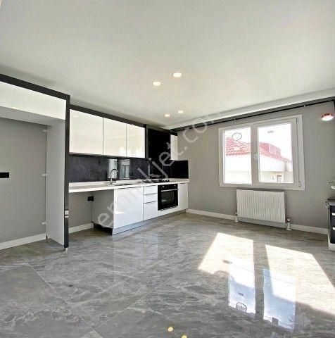 Kavaklı'da Butik Site Konforunda Arakat 2+1 Daire Sizi Bekliyor! - Görsel 34