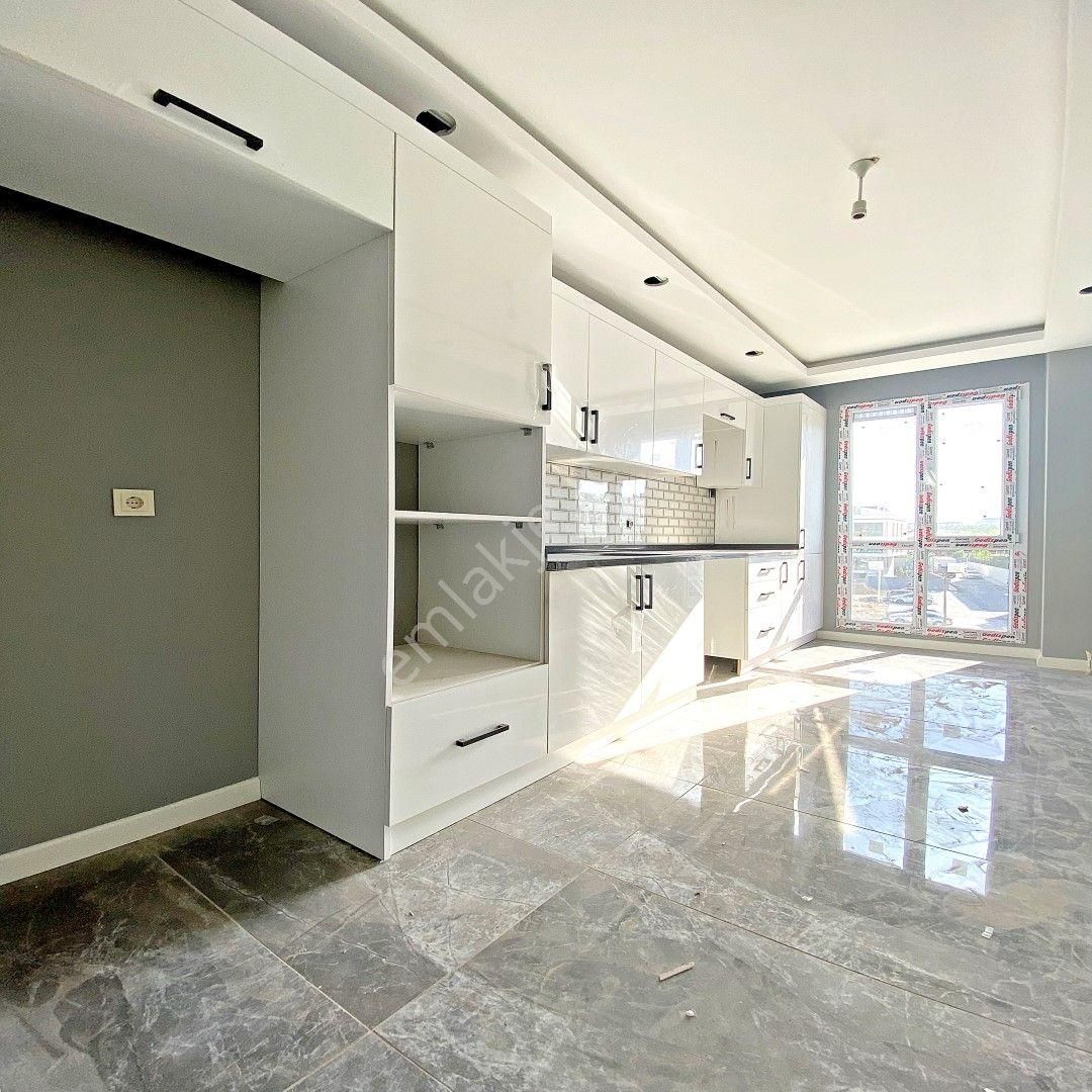 Kavaklı'da Hemen Taşınabileceğiniz 2+1 Ara Kat Konforlu Daire!! - Görsel 12