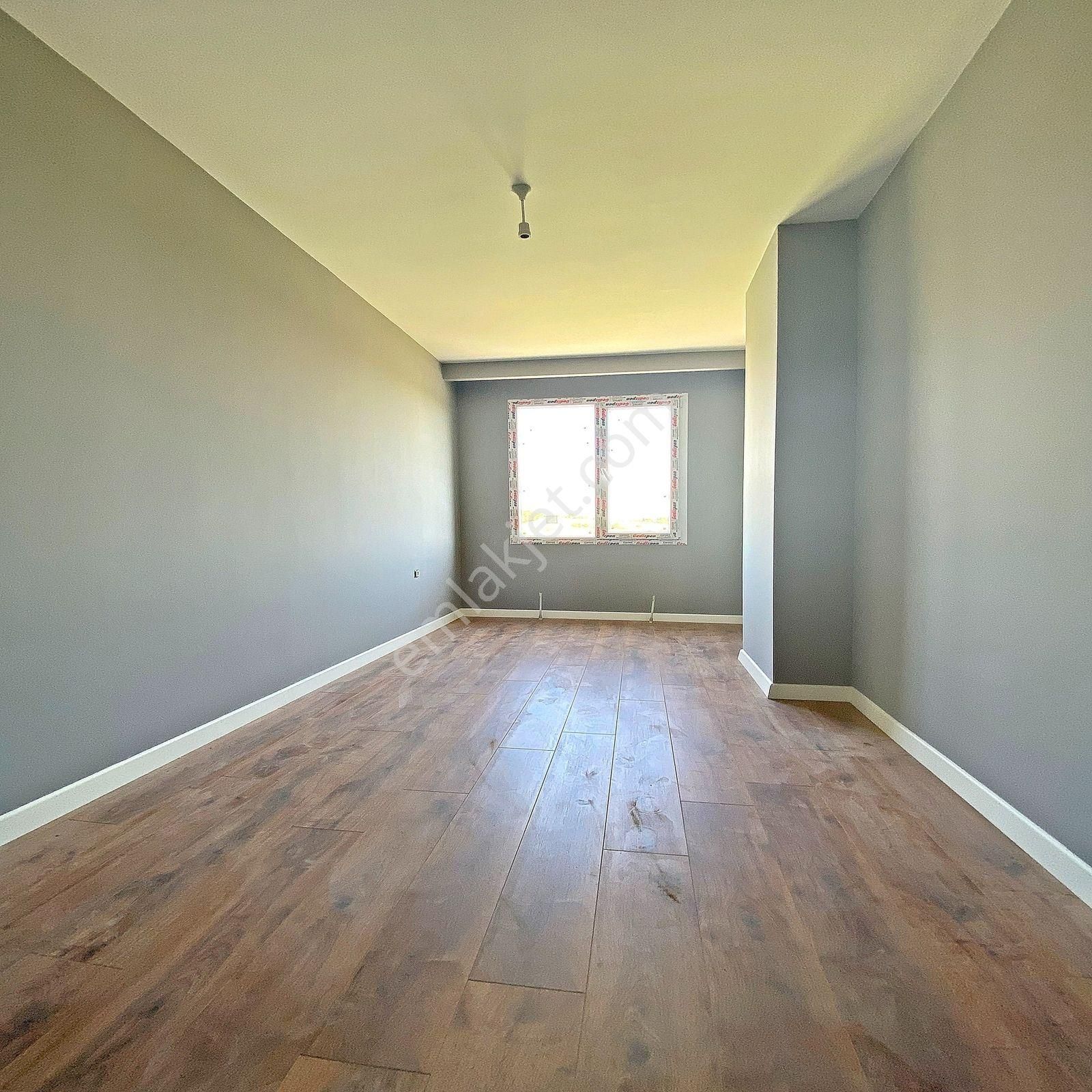 Kavaklı'da Hemen Taşınabileceğiniz 2+1 Ara Kat Konforlu Daire!! - Görsel 28