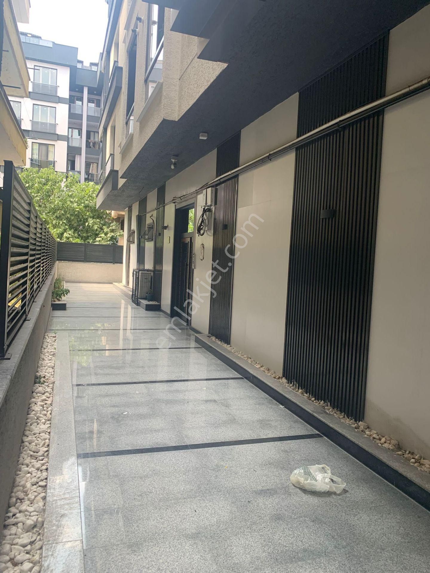 Avcılar Merkezde 6+2 Dublex Ferah Satılık Daire - Görsel 20