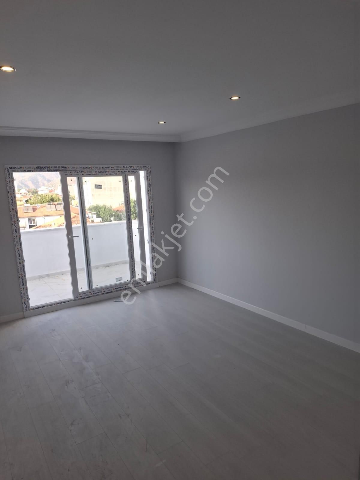 Dalaman Altıntas Mahallesi Hava Alanı Yolu Yakını 4+1 200 M2 Dubleks - Görsel 27