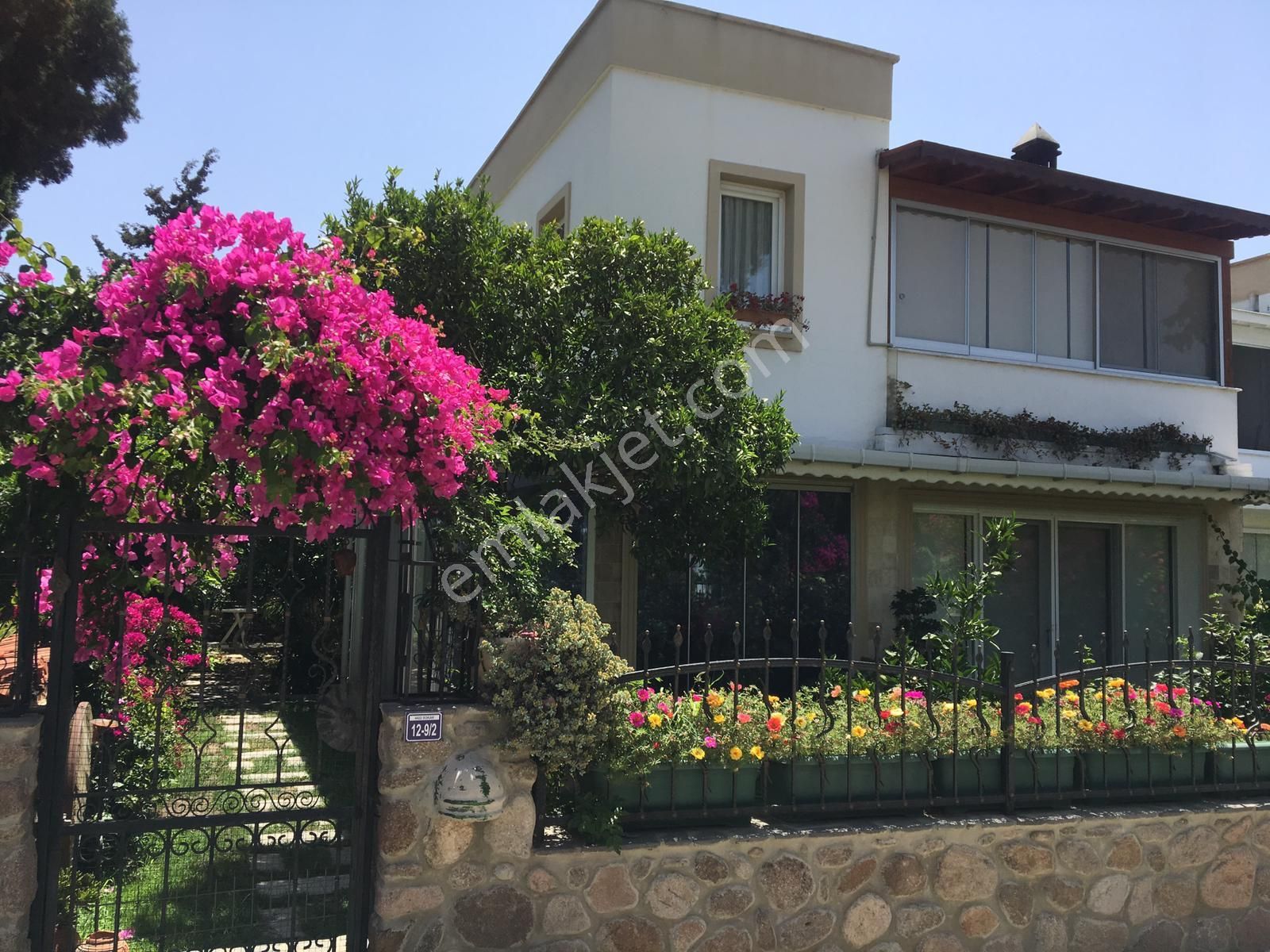 Bodrum Akyarlarda, Nezih Site İçinde Geniş Bahçeli 3+1 Villa.