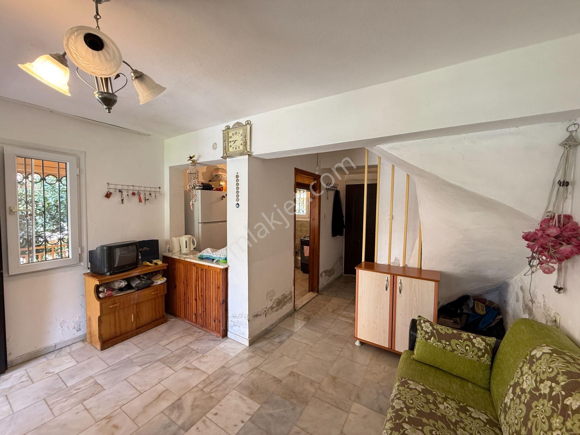 Davutlarda Denize Çok Yakın Geniş Bahçeli 3+1 Tripleks Yazlık - Görsel 21