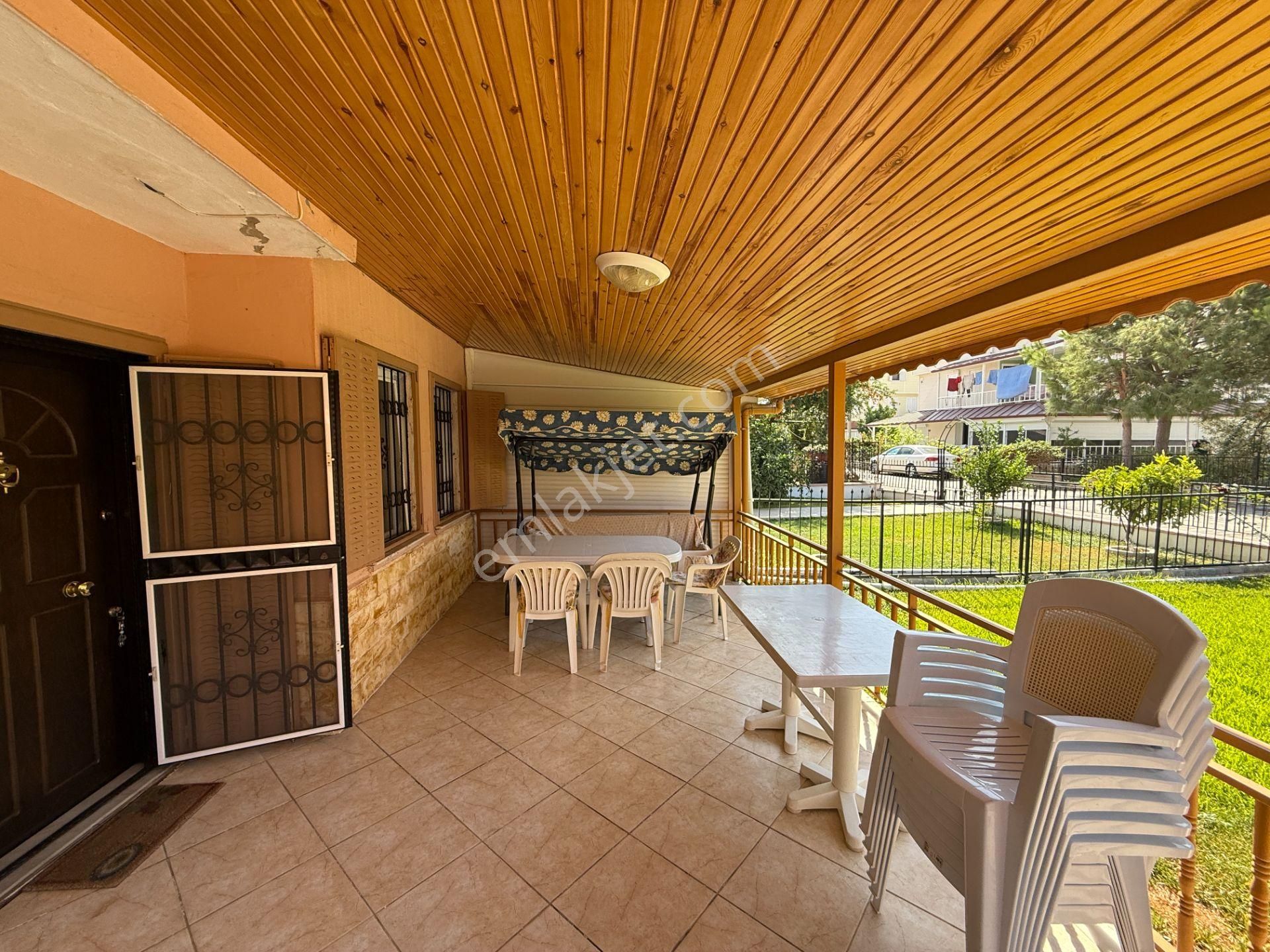 Davutlarda Denize Çok Yakın Geniş Bahçeli 3+1 Tripleks Yazlık - Görsel 10