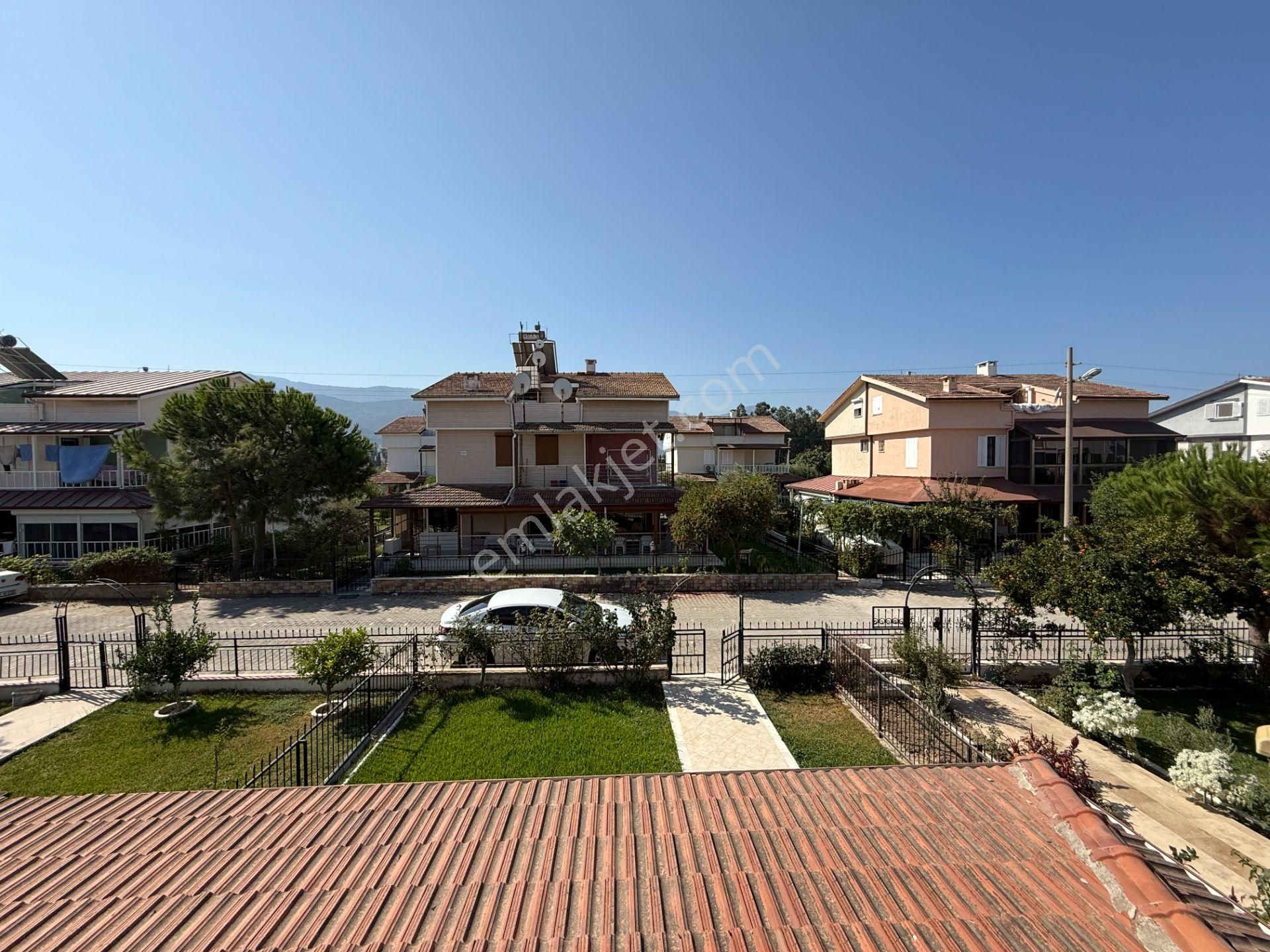 Davutlarda Denize Çok Yakın Geniş Bahçeli 3+1 Tripleks Yazlık - Görsel 22