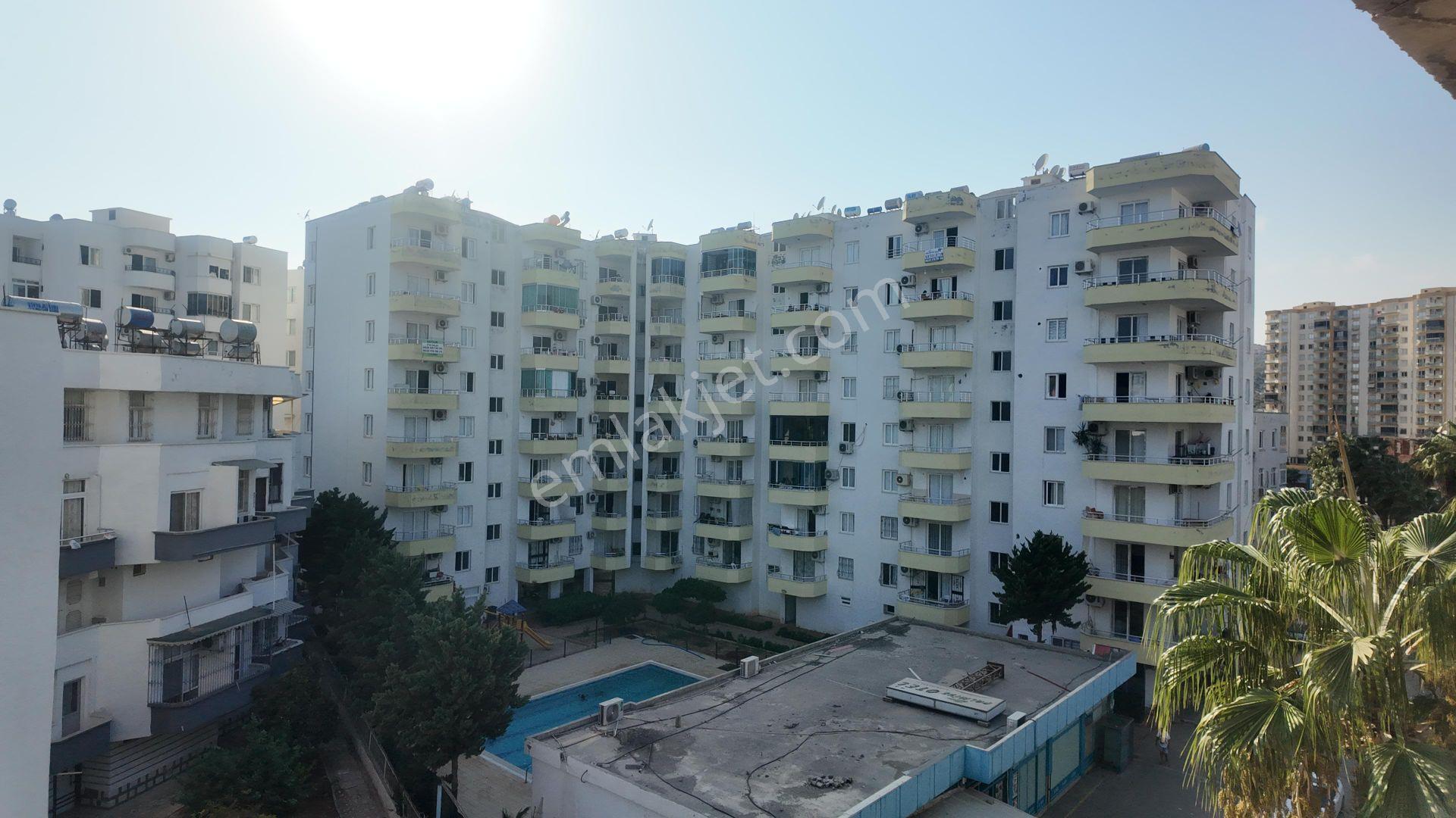 Kızkalesinde 2+1 Havuzlu Deniz Manzaralı Satılık Daire