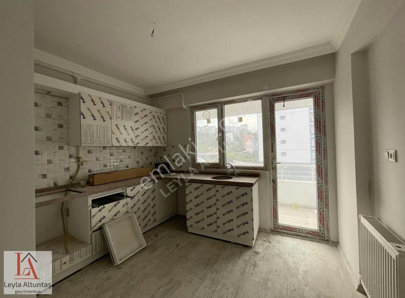 Pelitli Merkezi Konum Site İçi Satılık Sıfır 3+1 Daire - Görsel 31