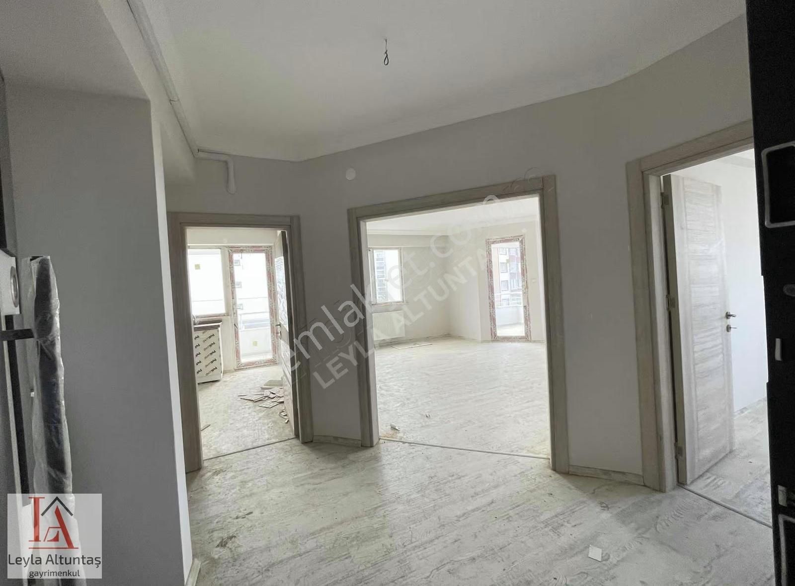 Pelitli Merkezi Konum Site İçi Satılık Sıfır 3+1 Daire - Görsel 16