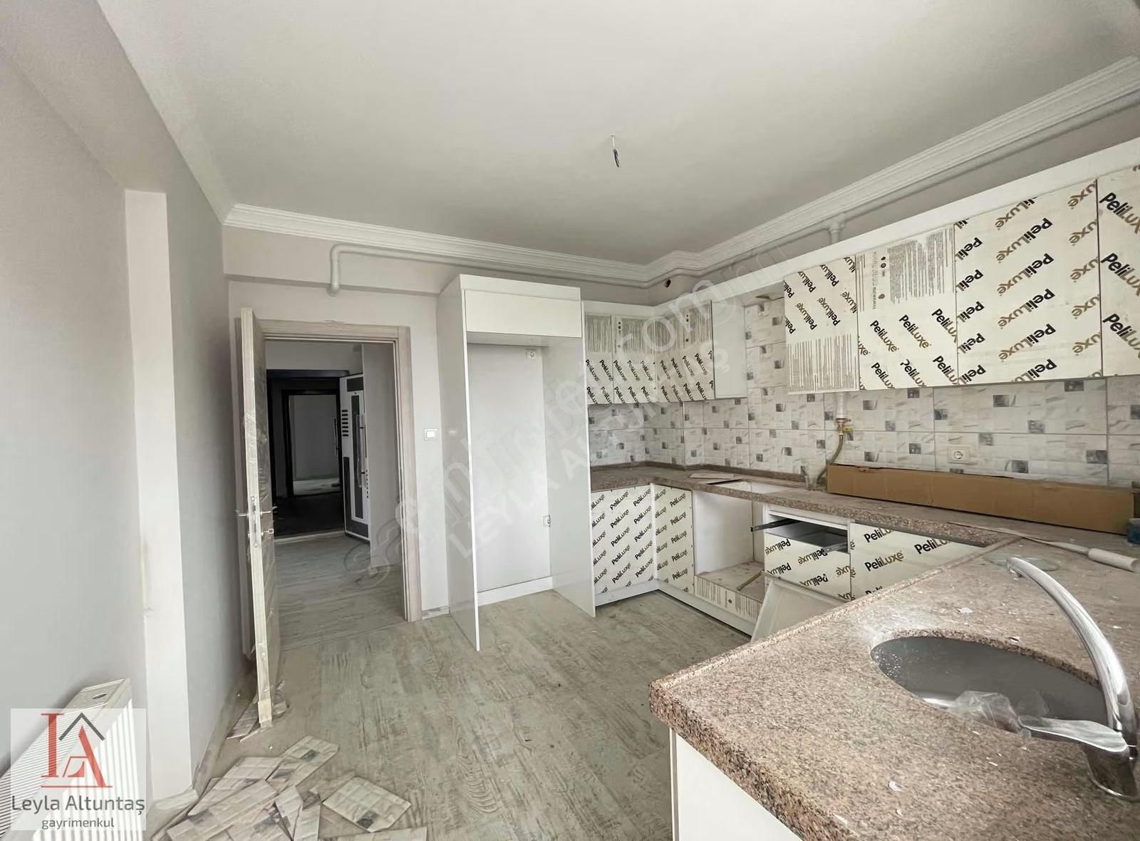 Pelitli Merkezi Konum Site İçi Satılık Sıfır 3+1 Daire - Görsel 18