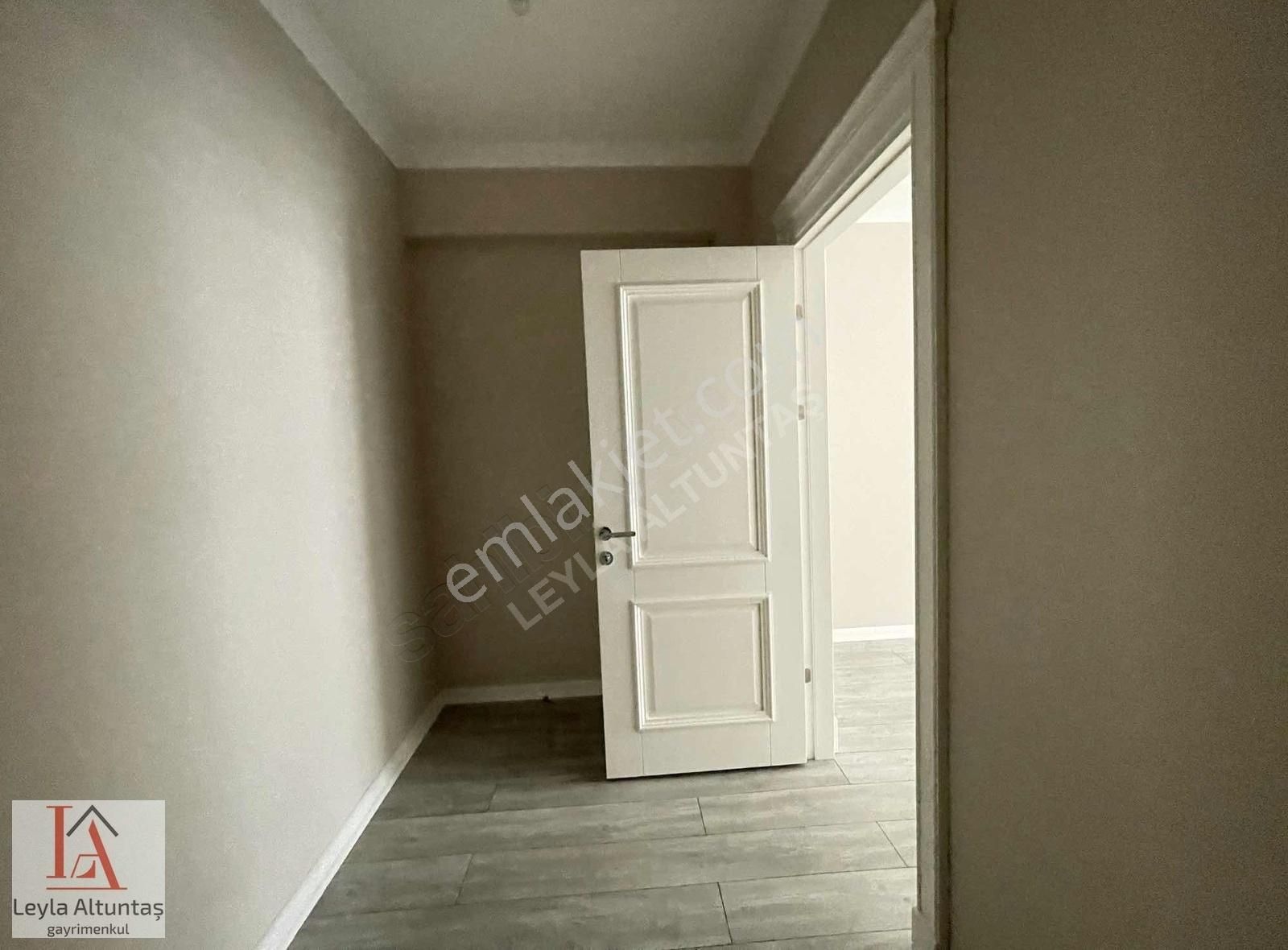 Kaşüstü Golden Rezidansta Ön Cephe Satılık 4+1 Daire - Görsel 31