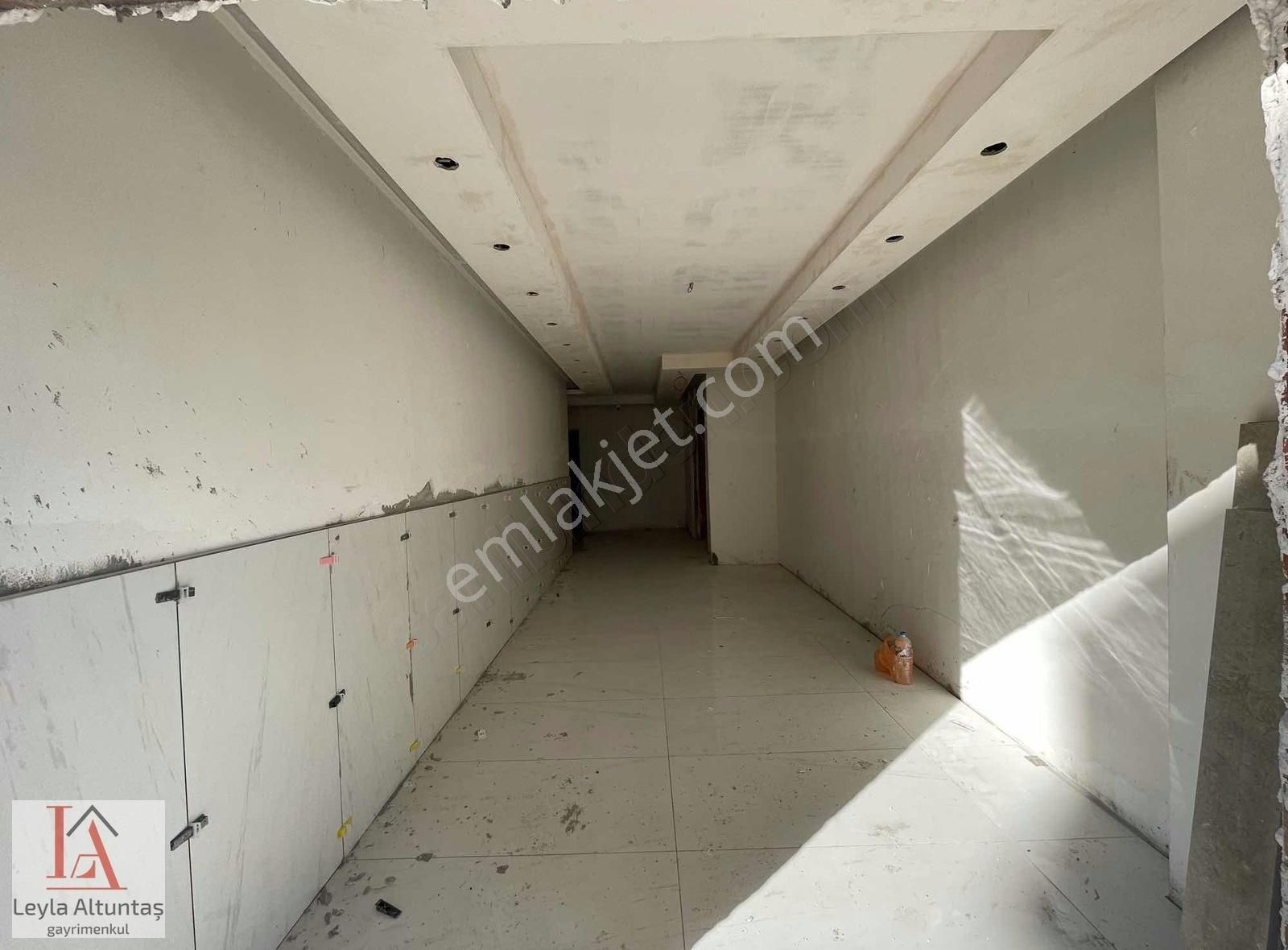 Trabzon Kaşüstü Merkezde Satılık Fırsat Sıfır 3+1 Daire - Görsel 3