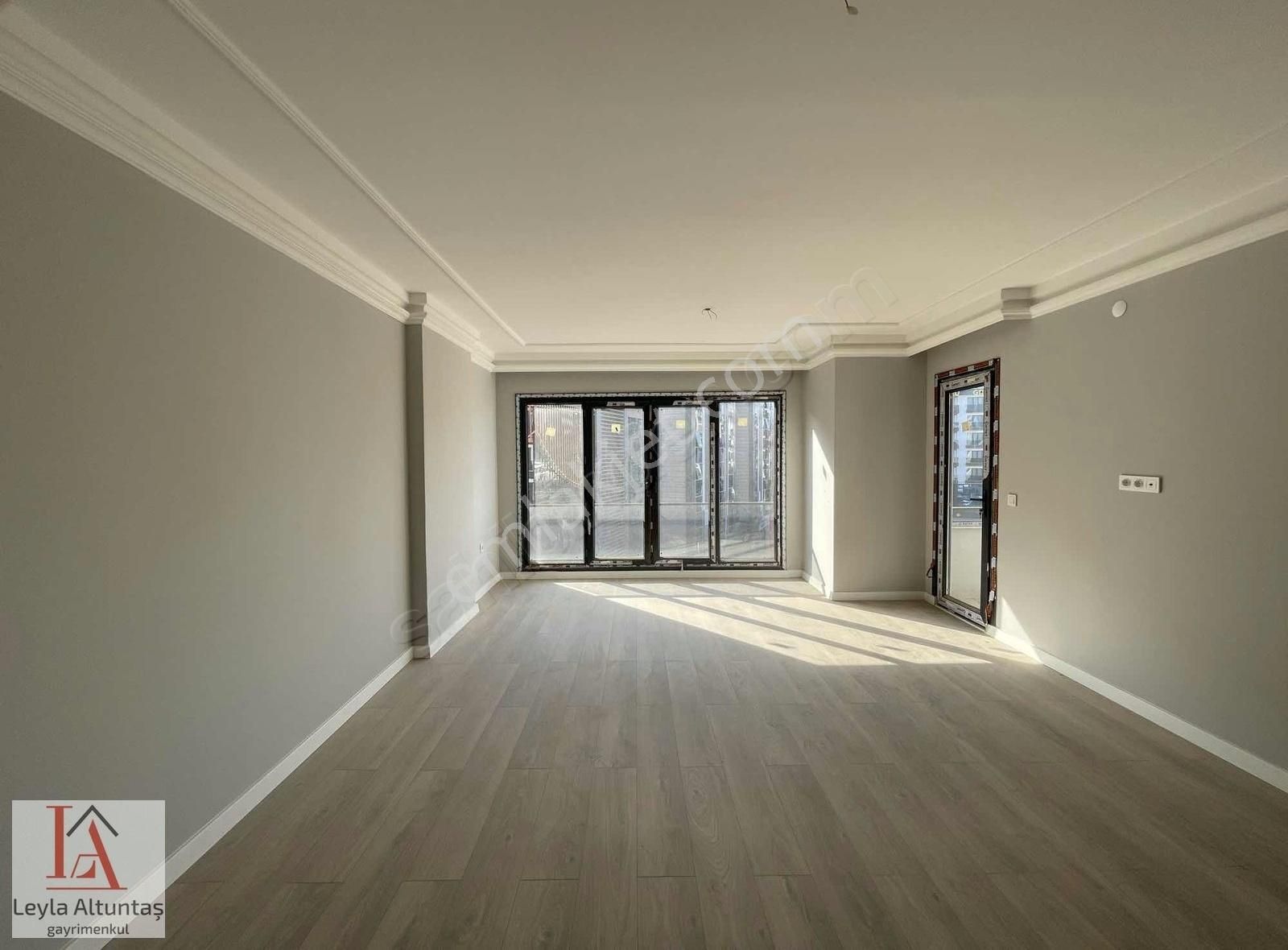 Kaşüstü Merkezde Satılık Geniş Satılık 2+1 Sıfır Daire - Görsel 13