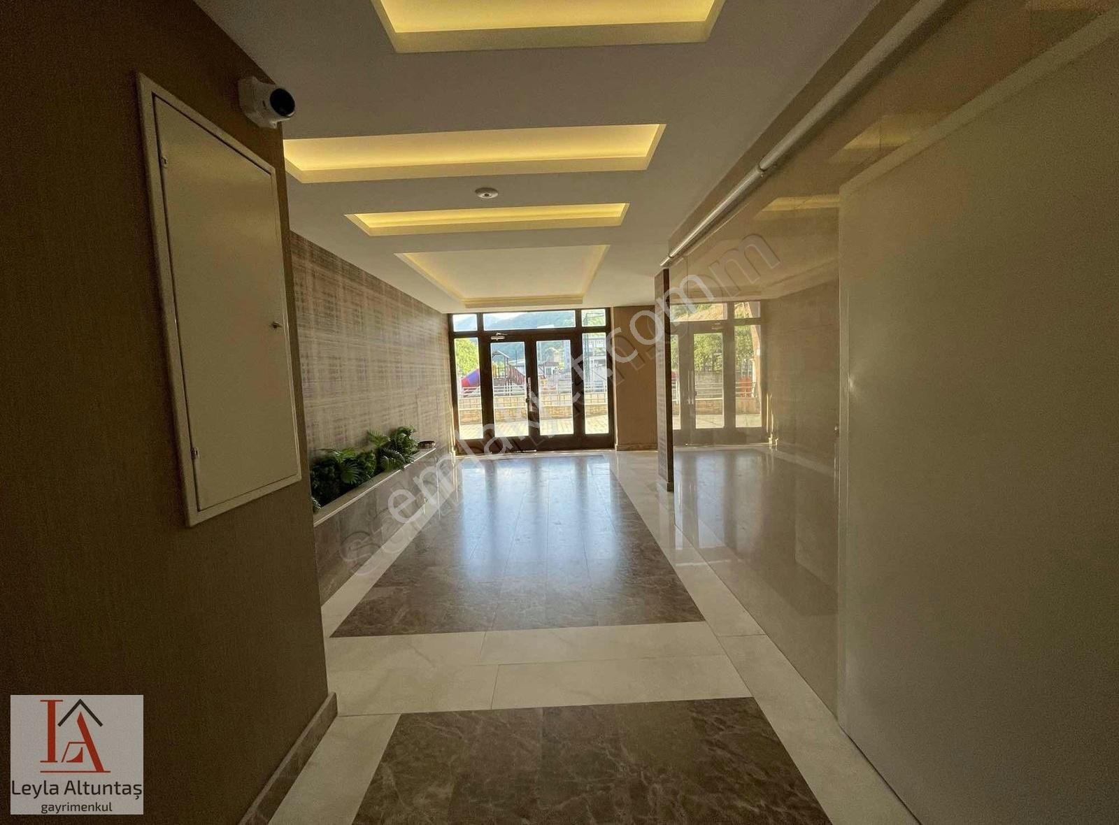 Kaşüstü Golden Rezidansta Doğalgaz Yerden Isıtmalı Satılık 3+1 - Görsel 22