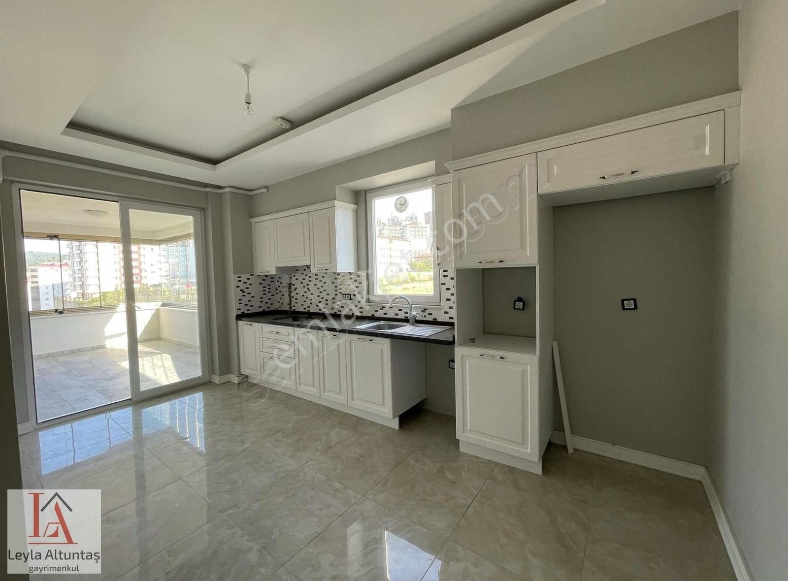 Kaşüstü Golden Rezidansta Doğalgaz Yerden Isıtmalı Satılık 3+1 - Görsel 27