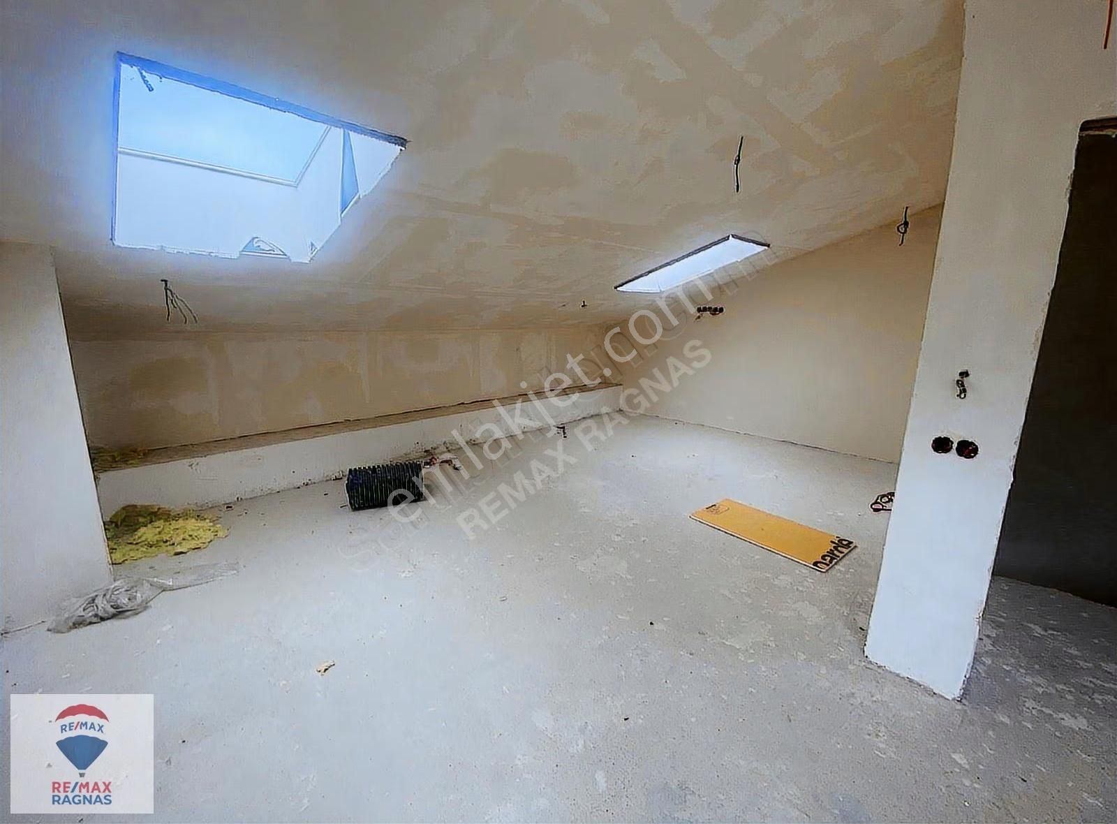 Kilyos Marenegro Sitesinde Satılık Natamam Villa - Görsel 4