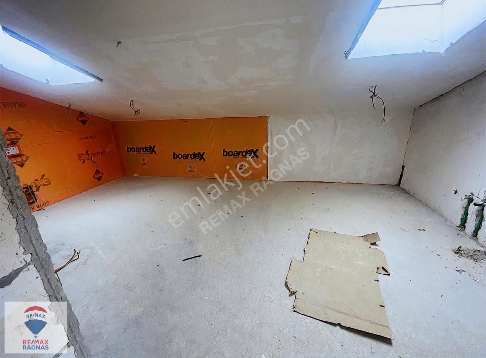 Kilyos Marenegro Sitesinde Satılık Natamam Villa - Görsel 15