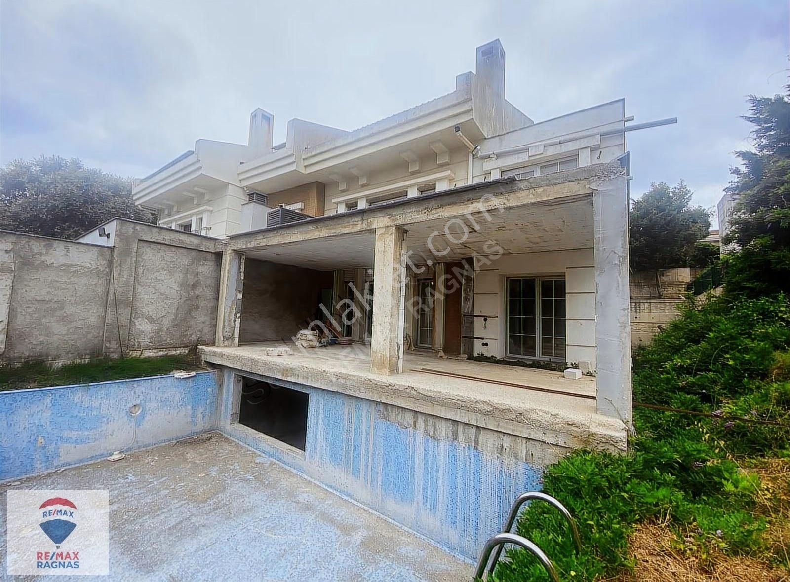 Kilyos Marenegro Sitesinde Satılık Natamam Villa - Görsel 8