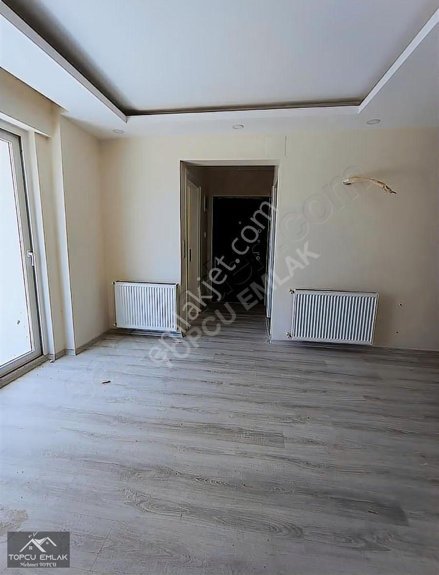 Ortaca Cumhuriyet Mahallesinde Yüksek Giriş 1+1 Geniş Daire - Görsel 9