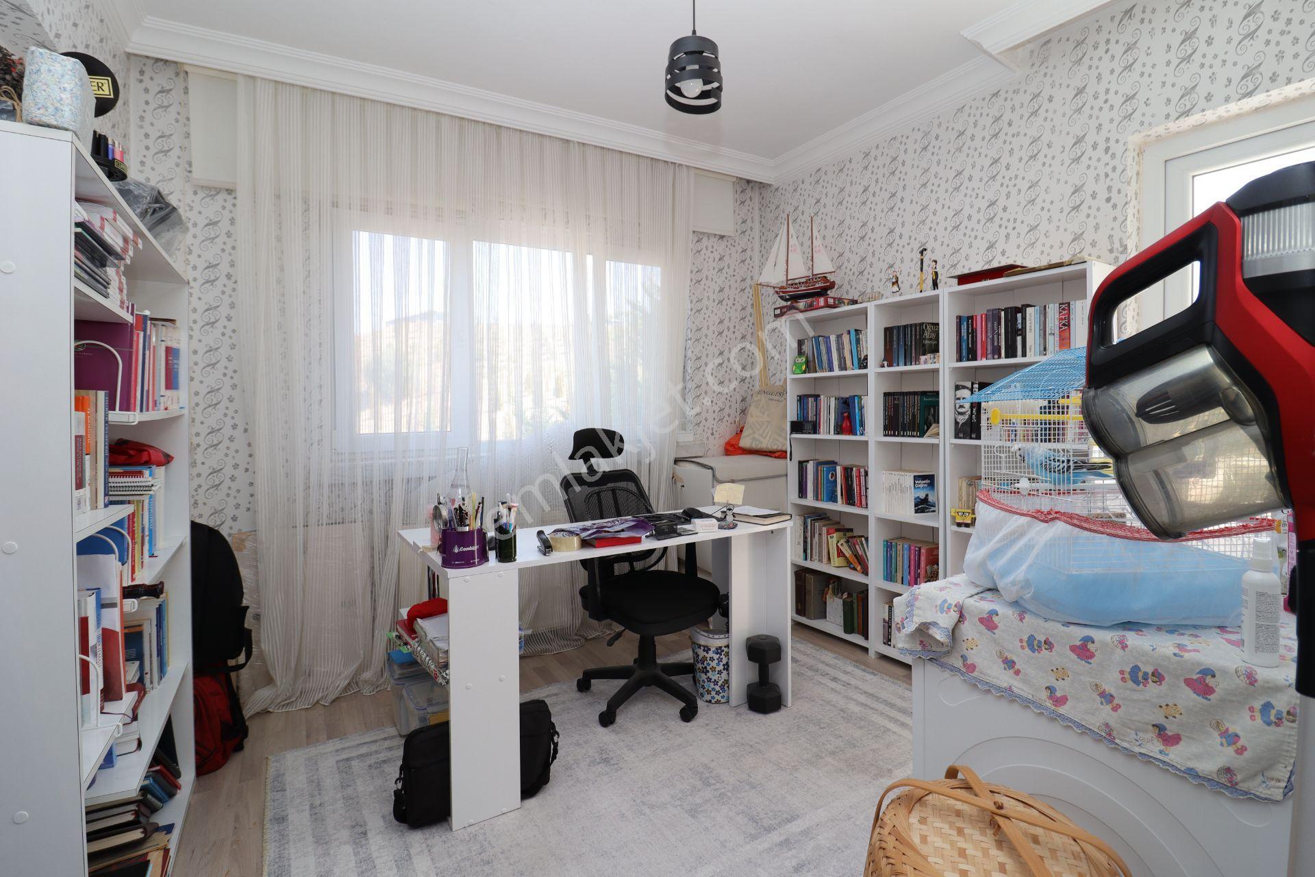 Akif'ten *oğuzlar Mah *asansörlü* Ara Kat* Köşe Başı* 3+1 *daire - Görsel 18