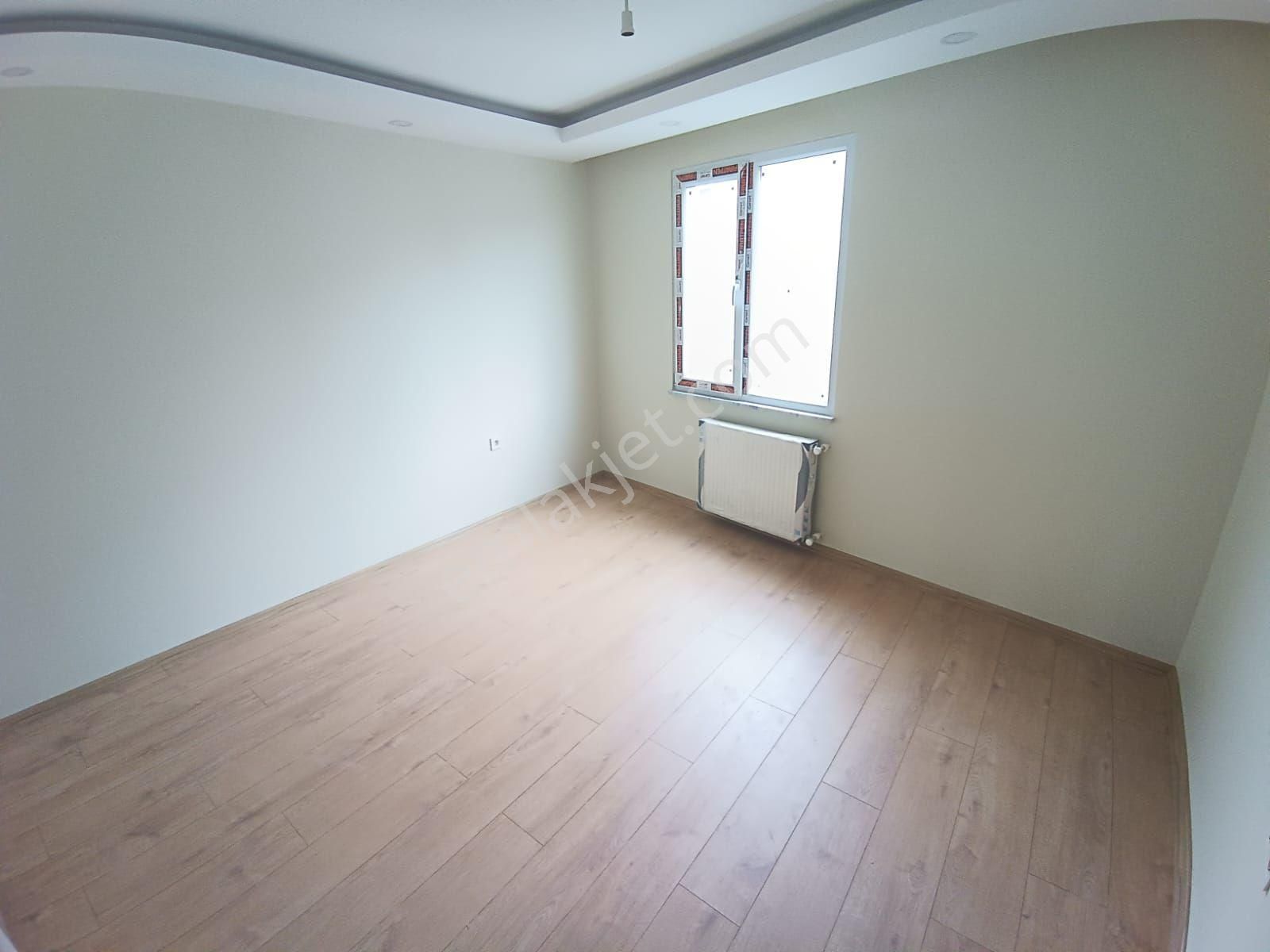 Dairemiz Bahçelievler Mustafa Kemal Paşa Cadde Üzerinde 2+1 Satılık - Görsel 10