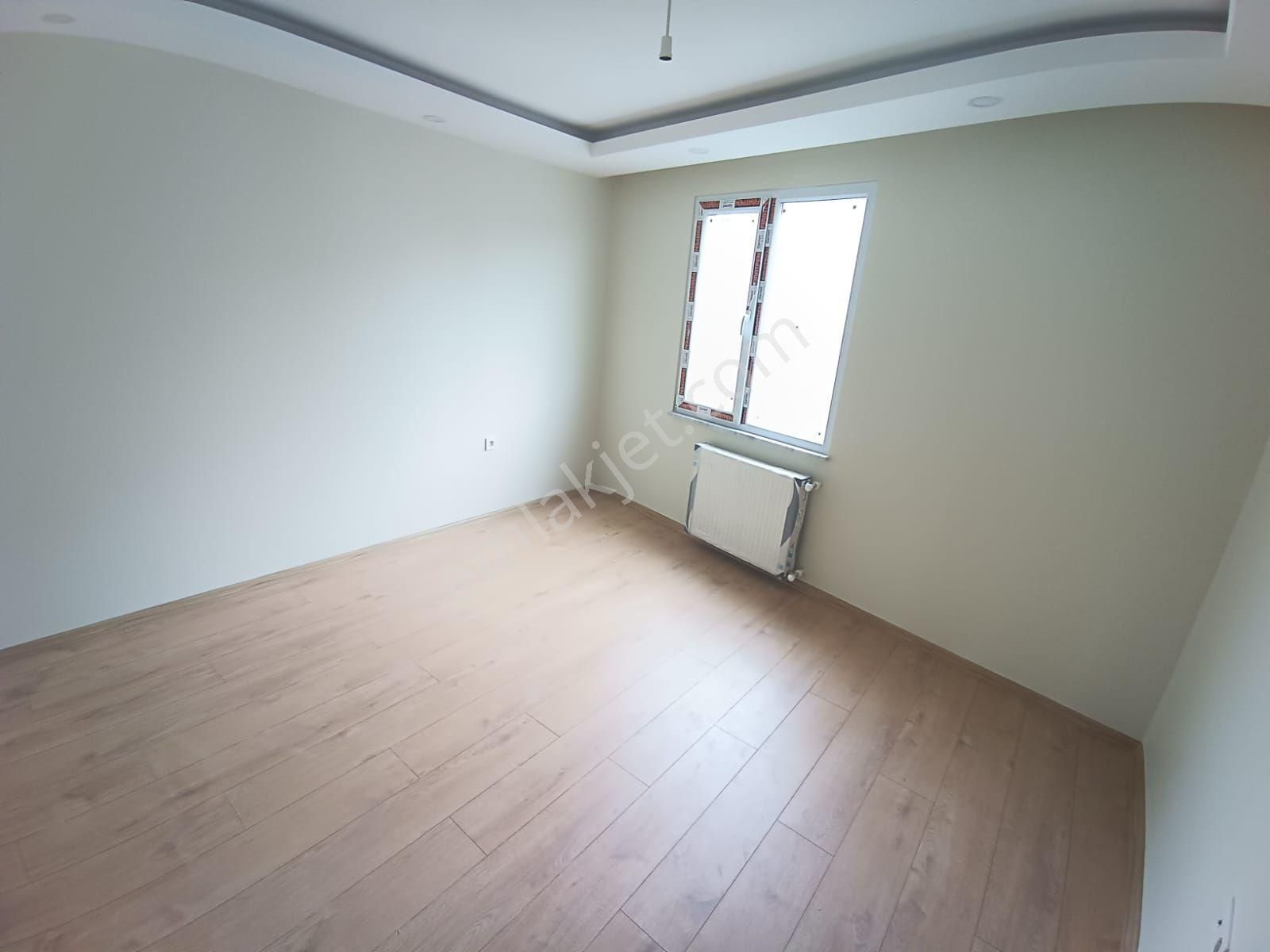 Dairemiz Bahçelievler Mustafa Kemal Paşa Cadde Üzerinde 2+1 Satılık - Görsel 4